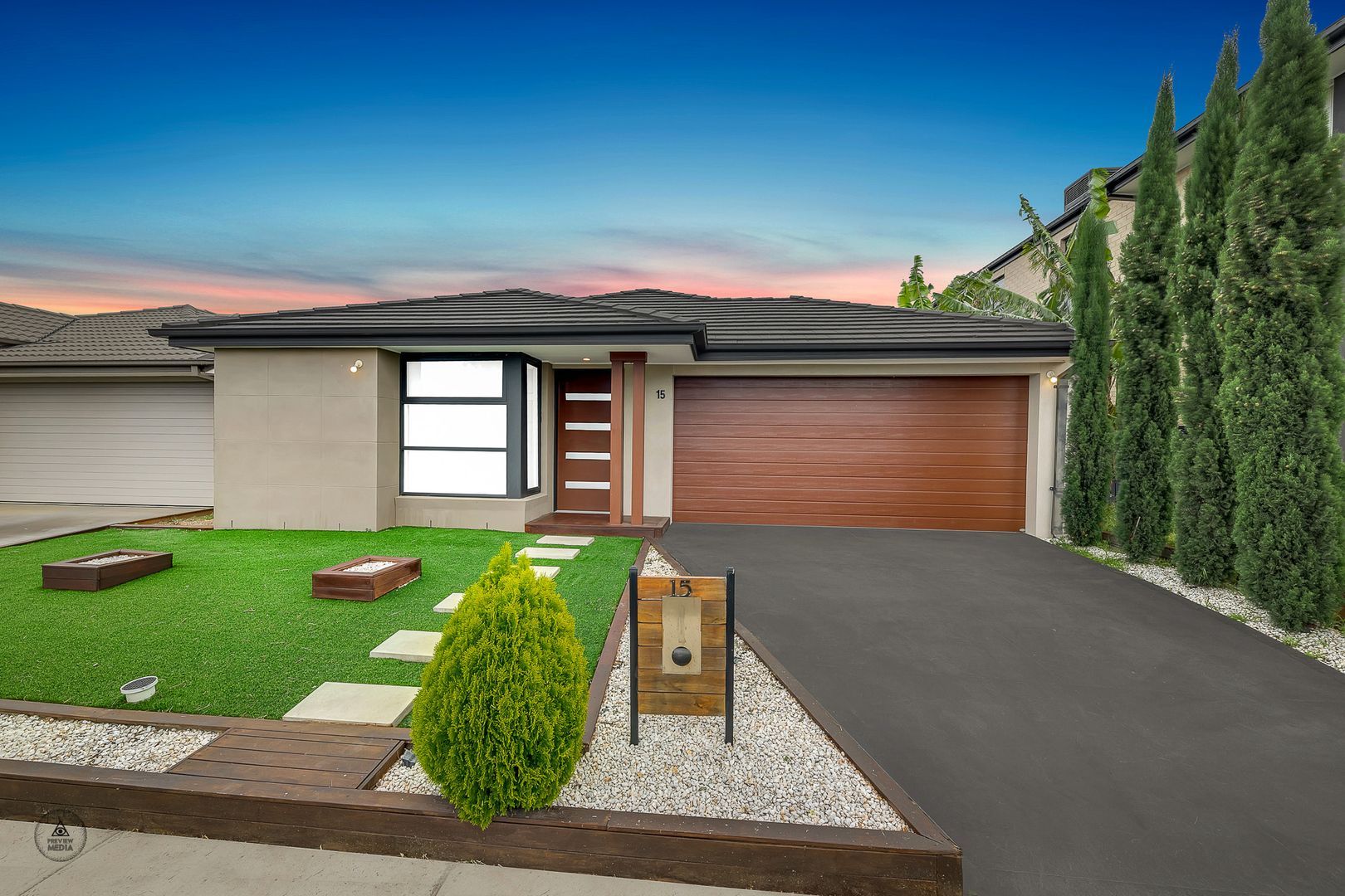 15 ELSHAM Grove, Truganina, VIC 3029