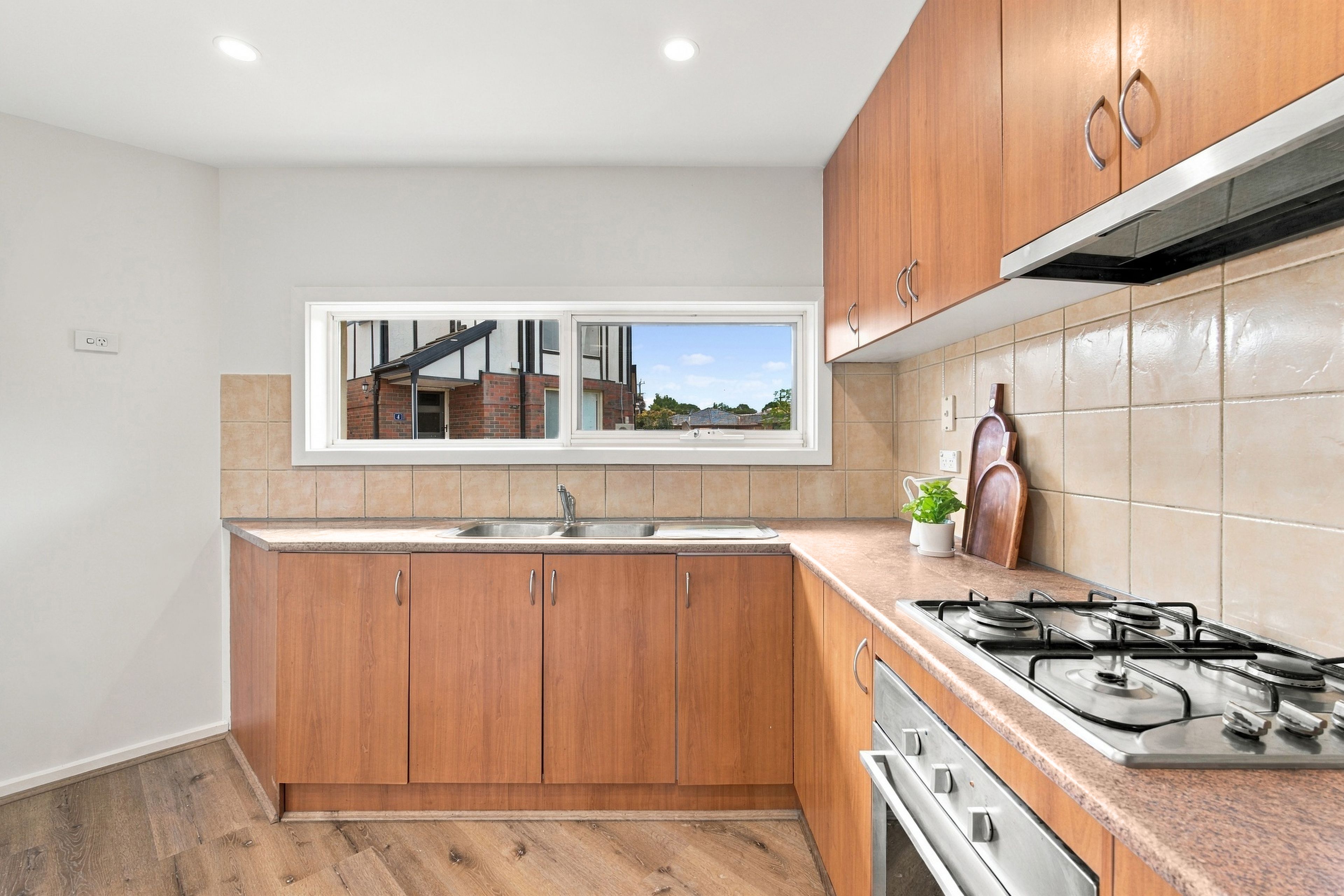 3/6 Jean Street — photo 6 of 13