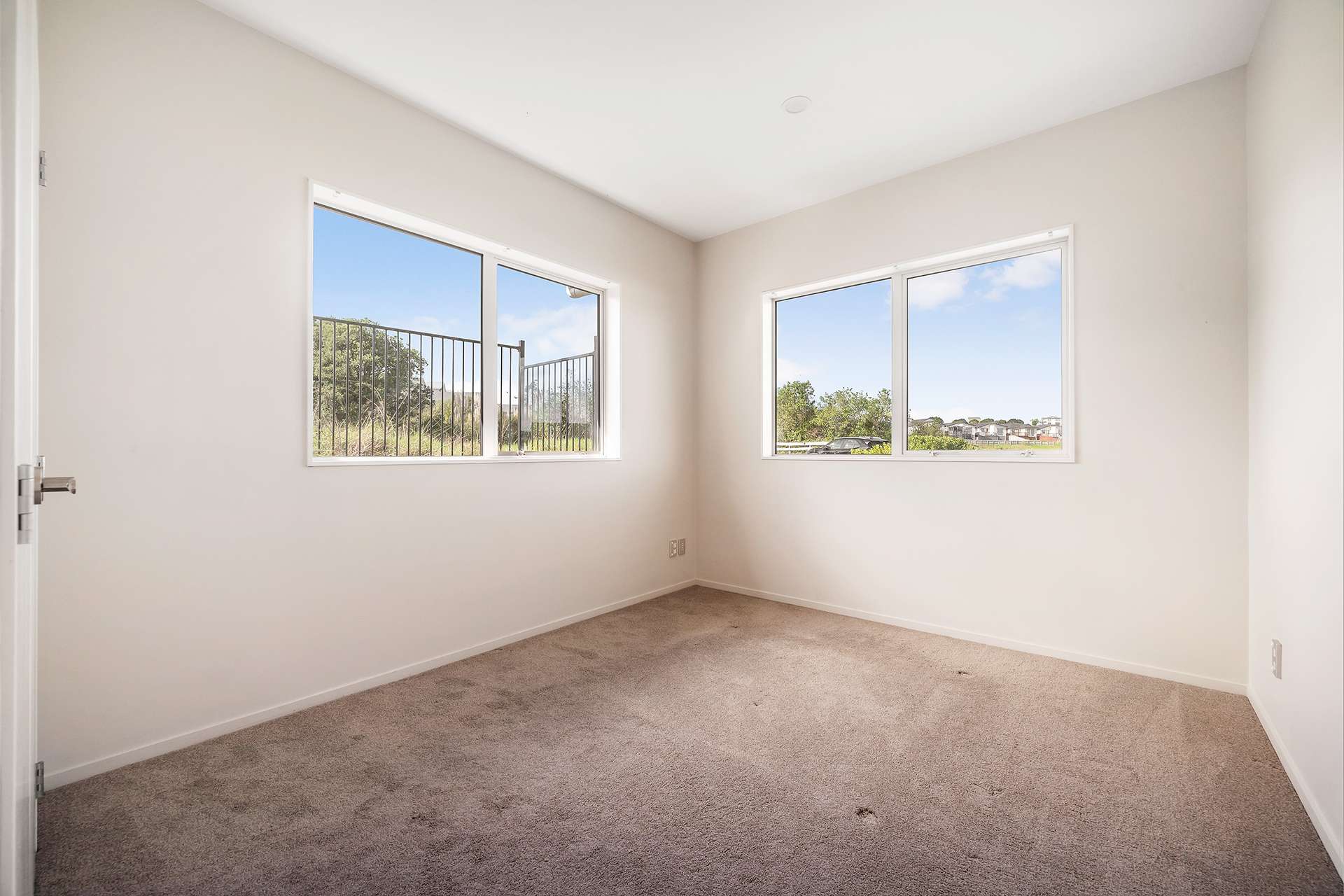 19 Parkview Drive photo 8