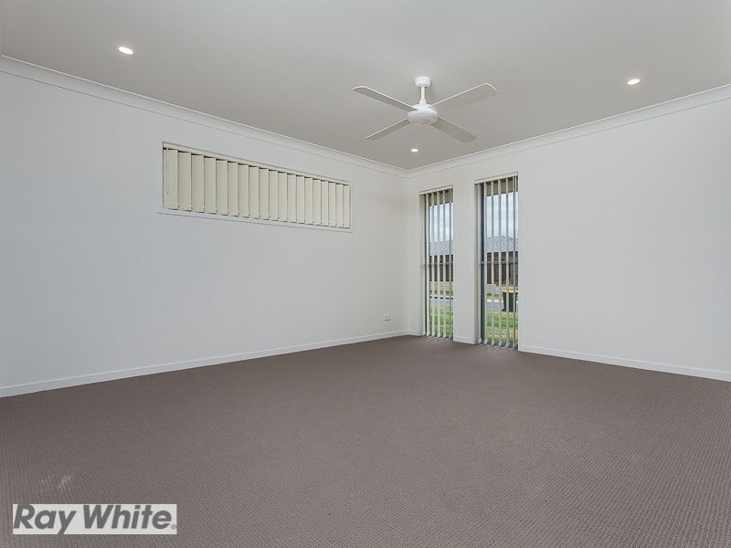 23 Macadamia Street — photo 8 of 13