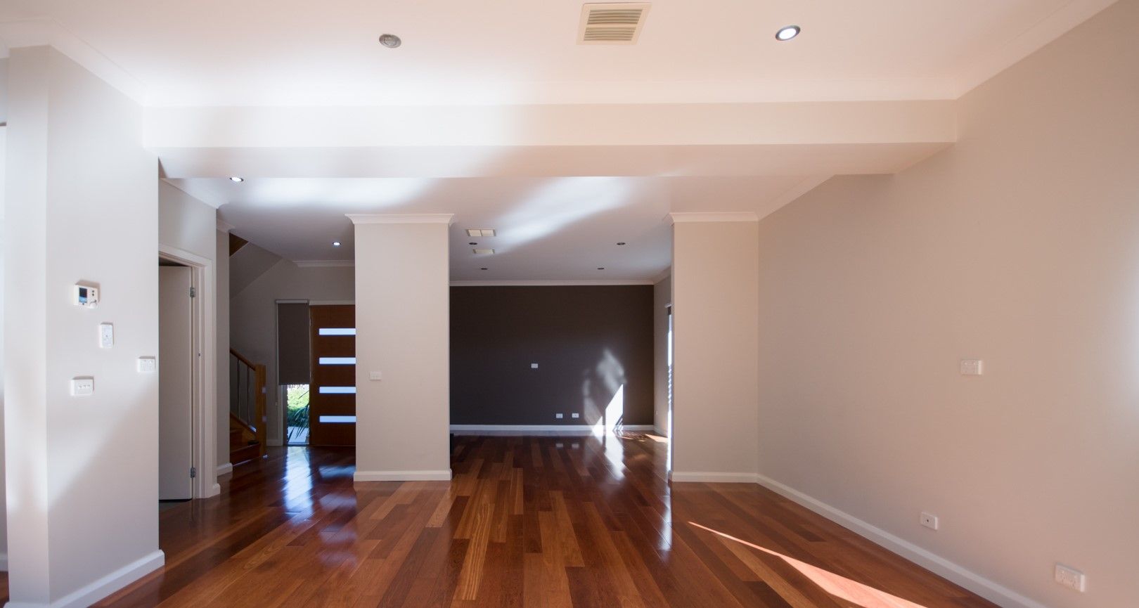 2/8 Beddows Street, Burwood, VIC 3125