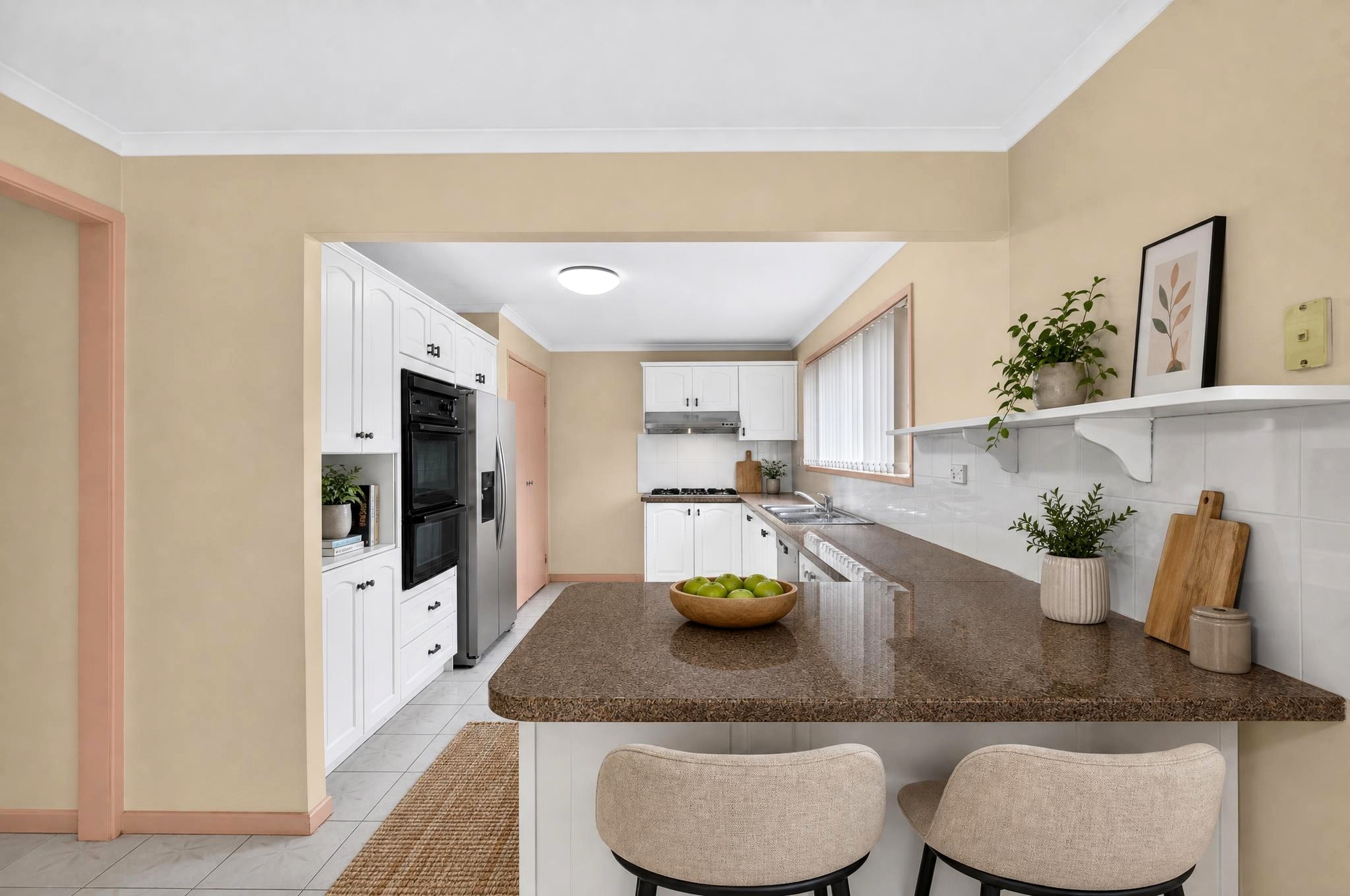 2 Plume Close, Macquarie Fields, NSW 2564