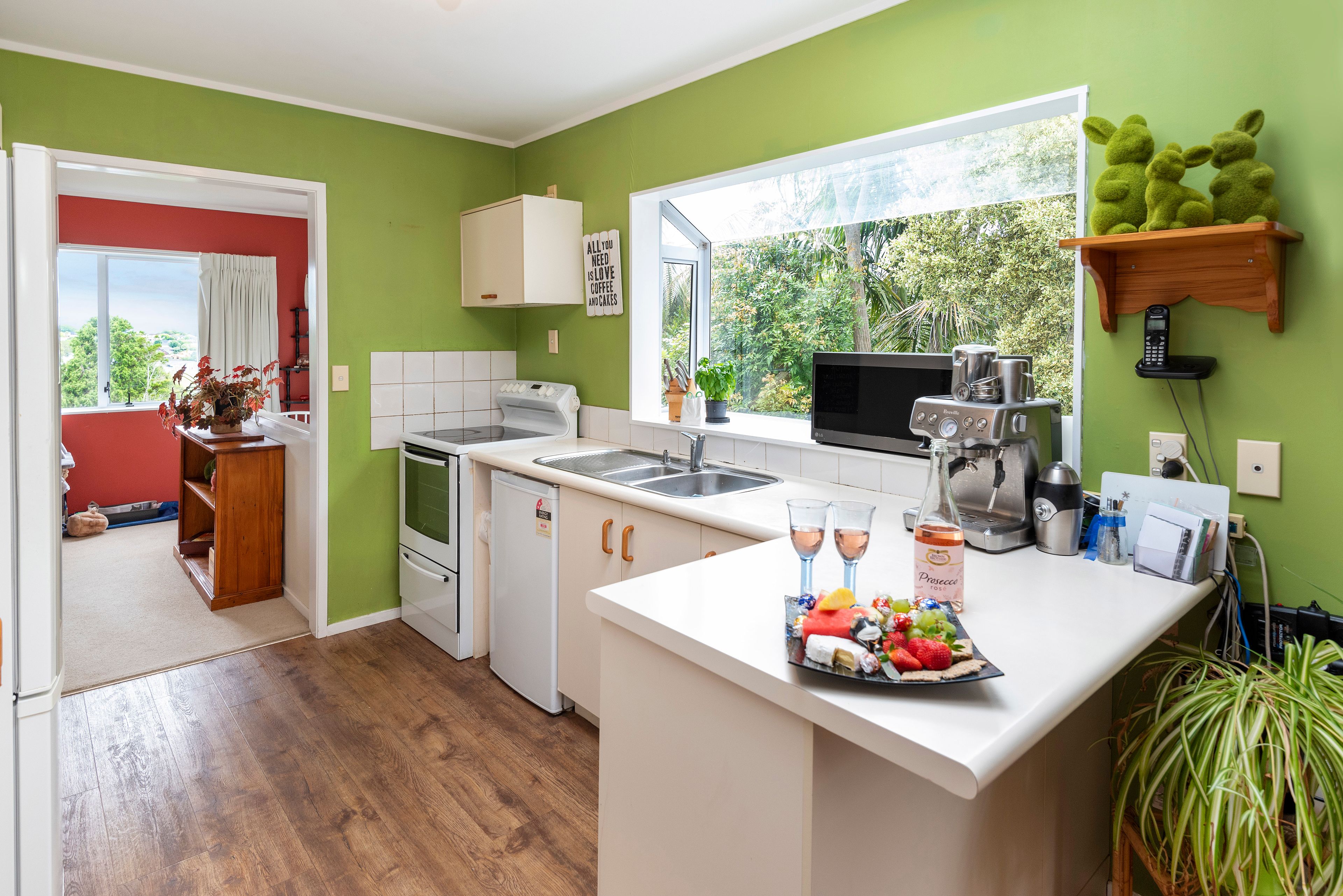 2/38 Minerva Terrace, Cockle Bay, Manukau City