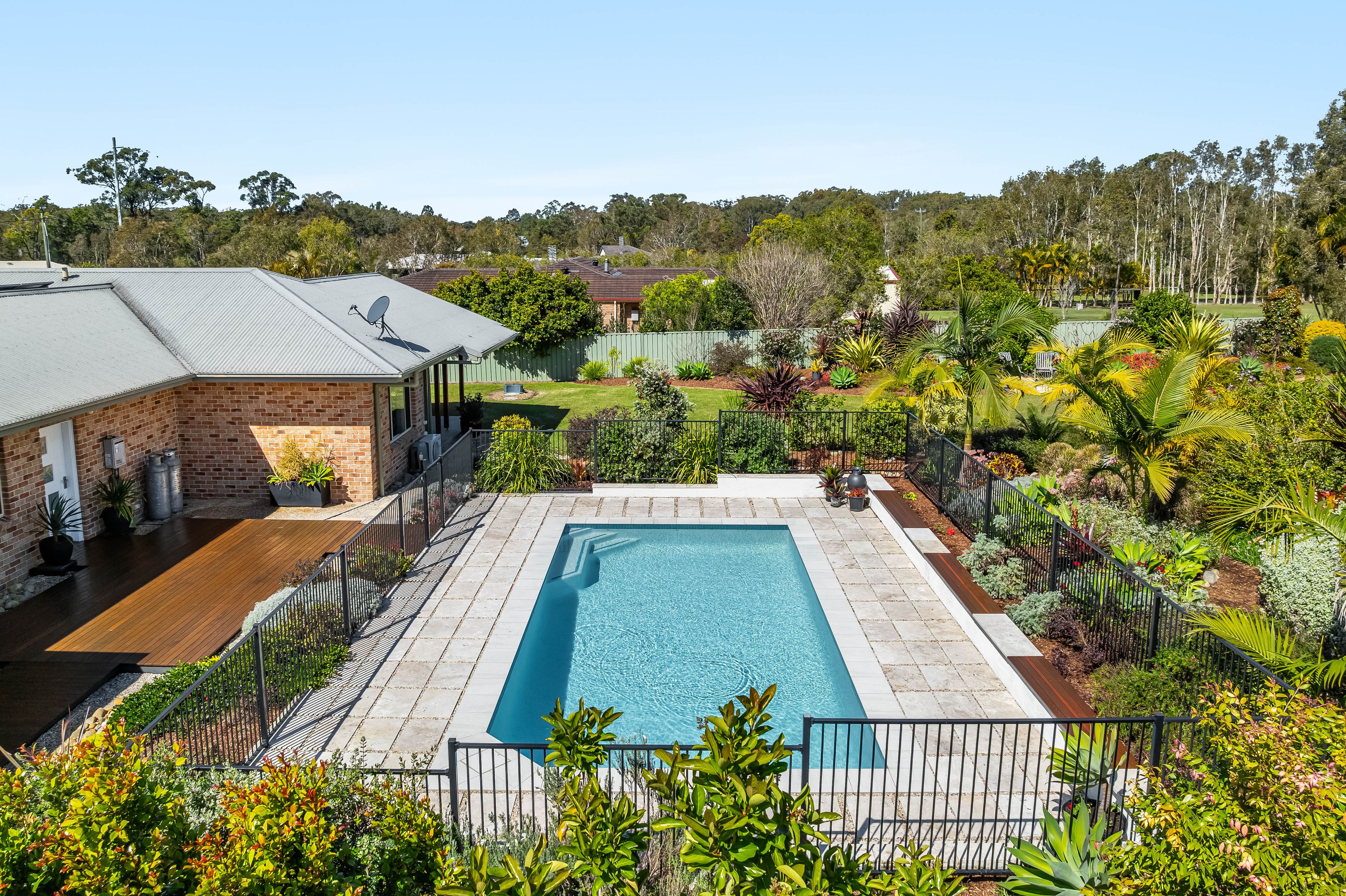 11 Parklands Drive — photo 9 of 22