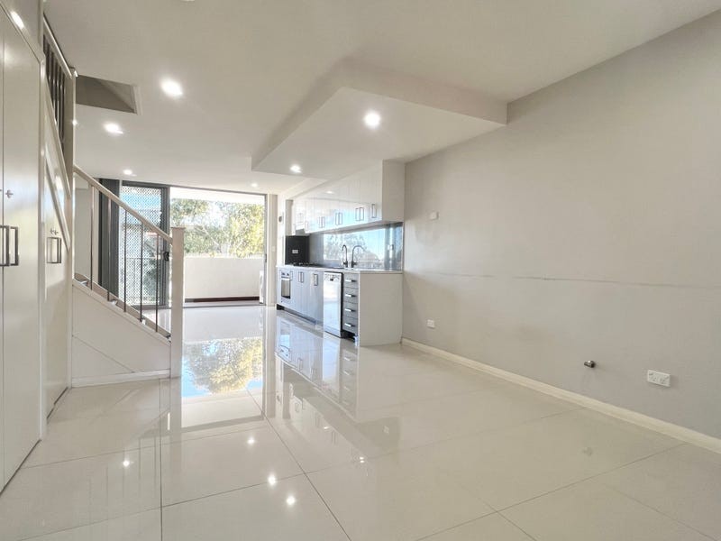 315/12 Fourth Avenue, Blacktown, NSW 2148