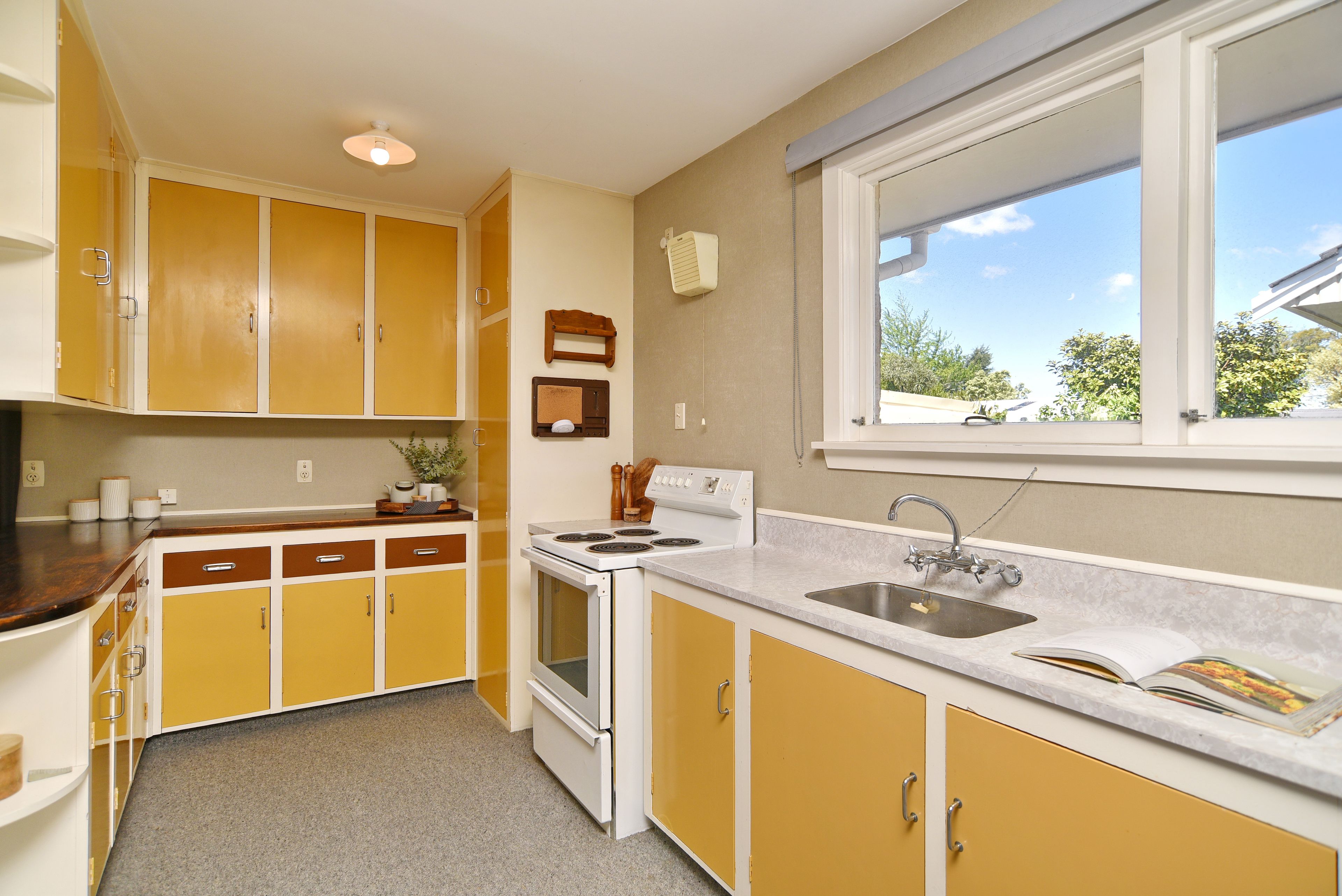 10 Todd Avenue, Bishopdale, Christchurch City