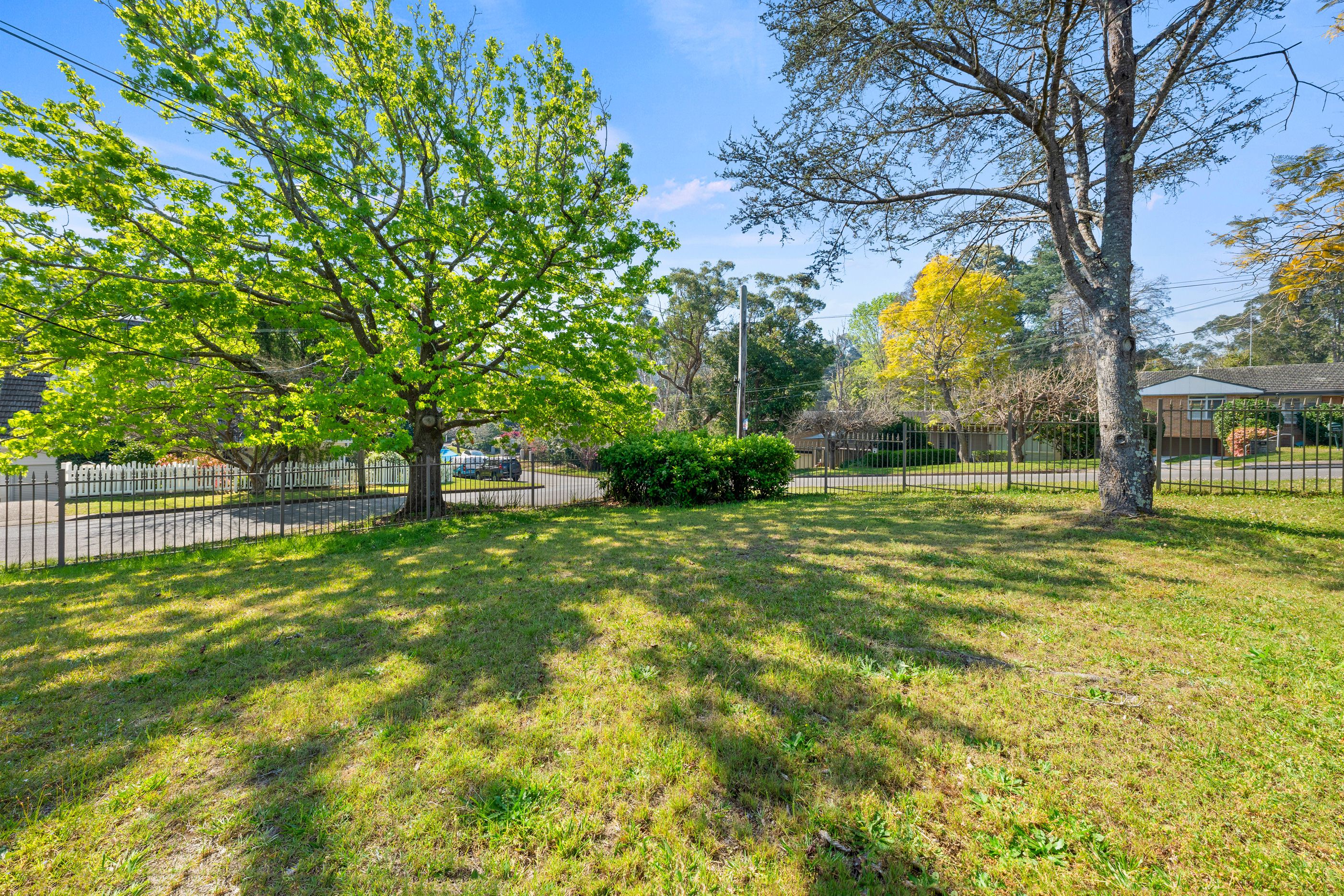 24 Warrowa Avenue — photo 12 of 14