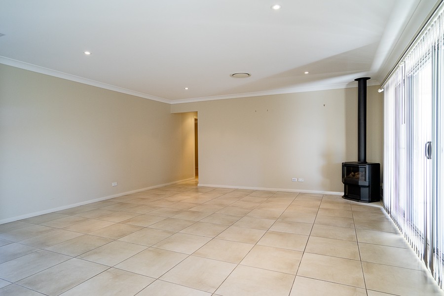 20 Holmwood Drive, Dubbo, NSW 2830