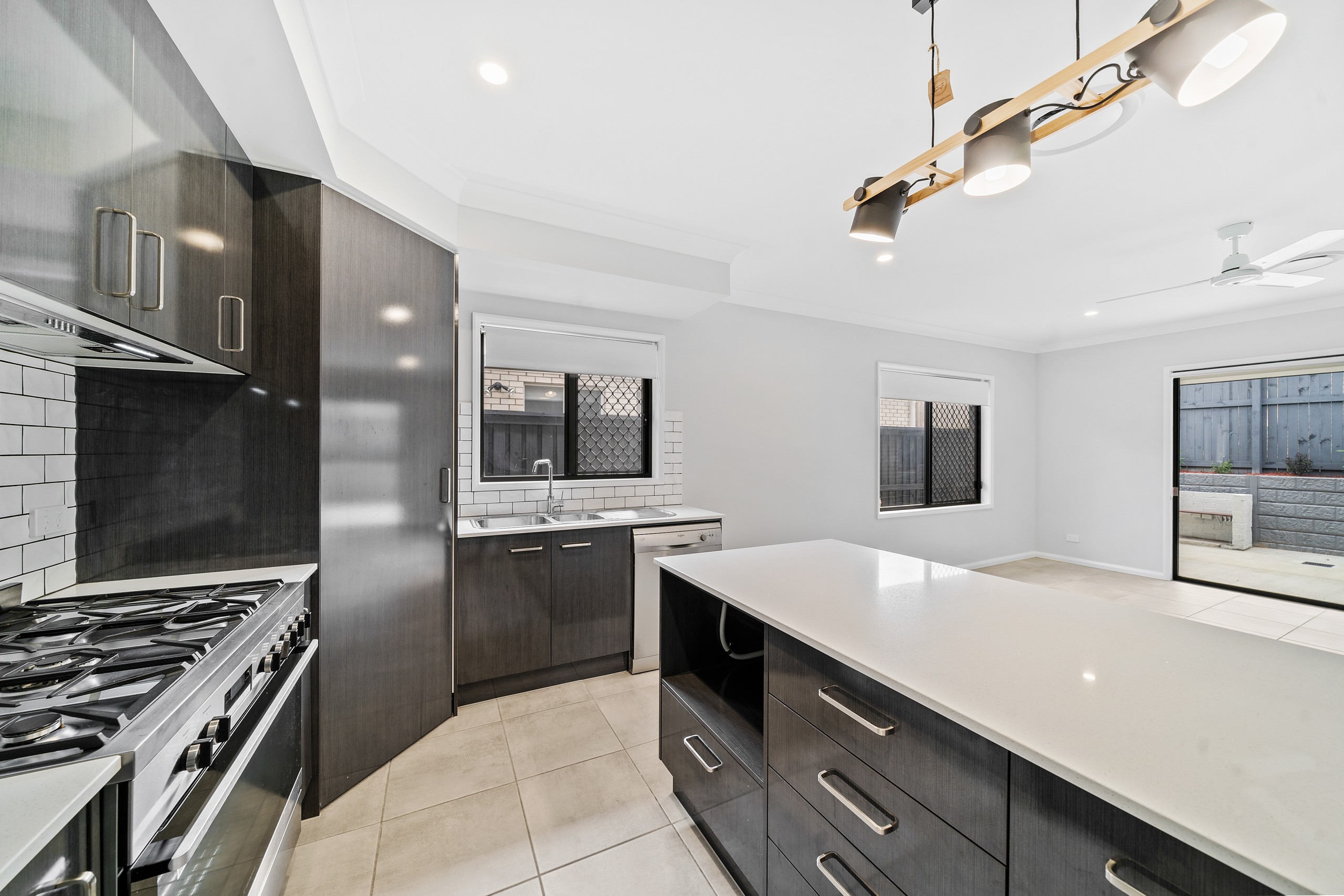 10 Georgina Street, FLAGSTONE, QLD 4280