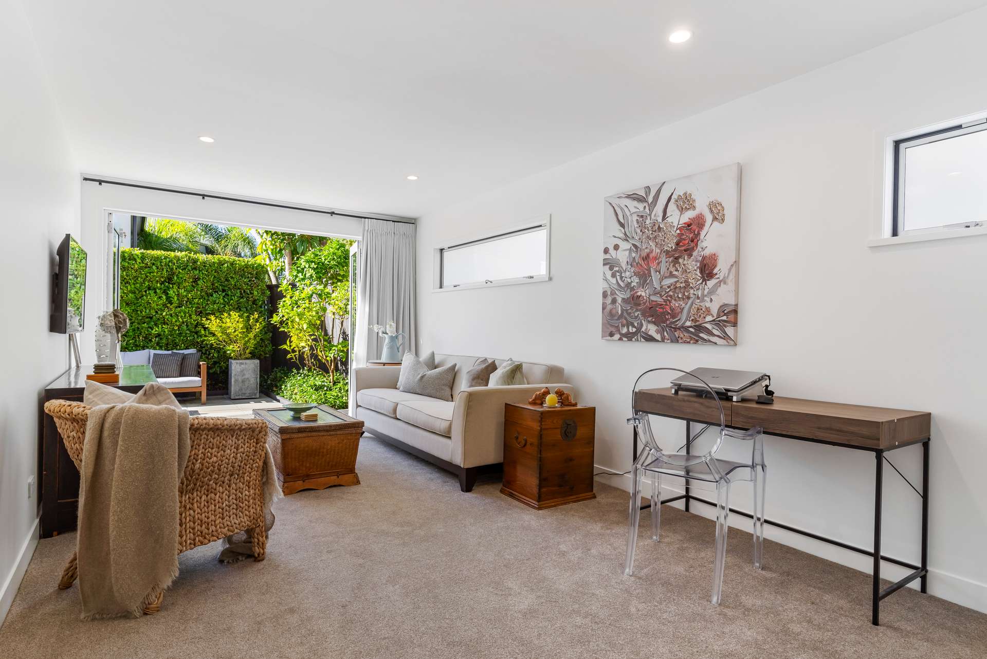 42 Ronaki Road photo 17
