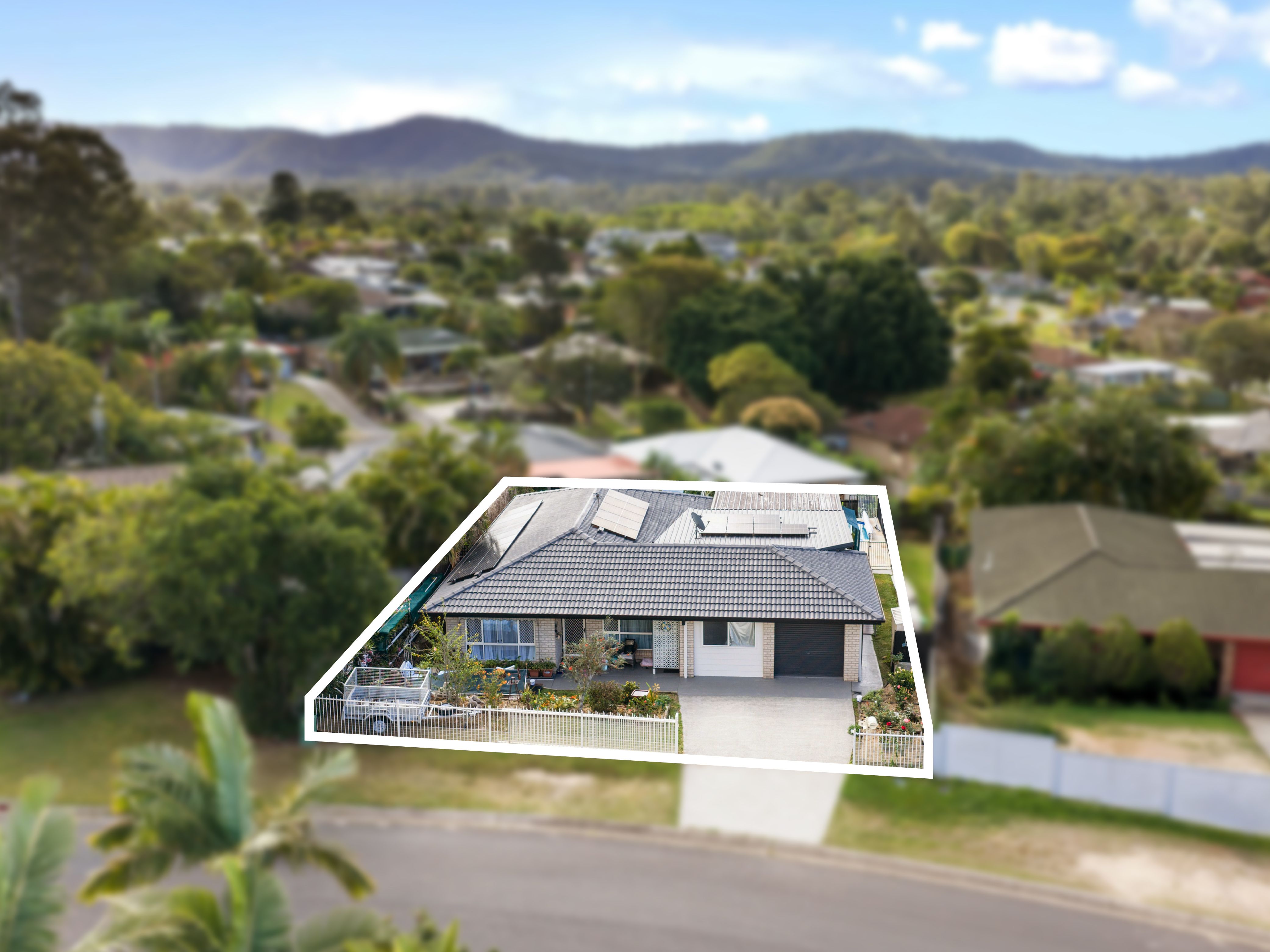 9 Saxon Court, Nerang, QLD 4211