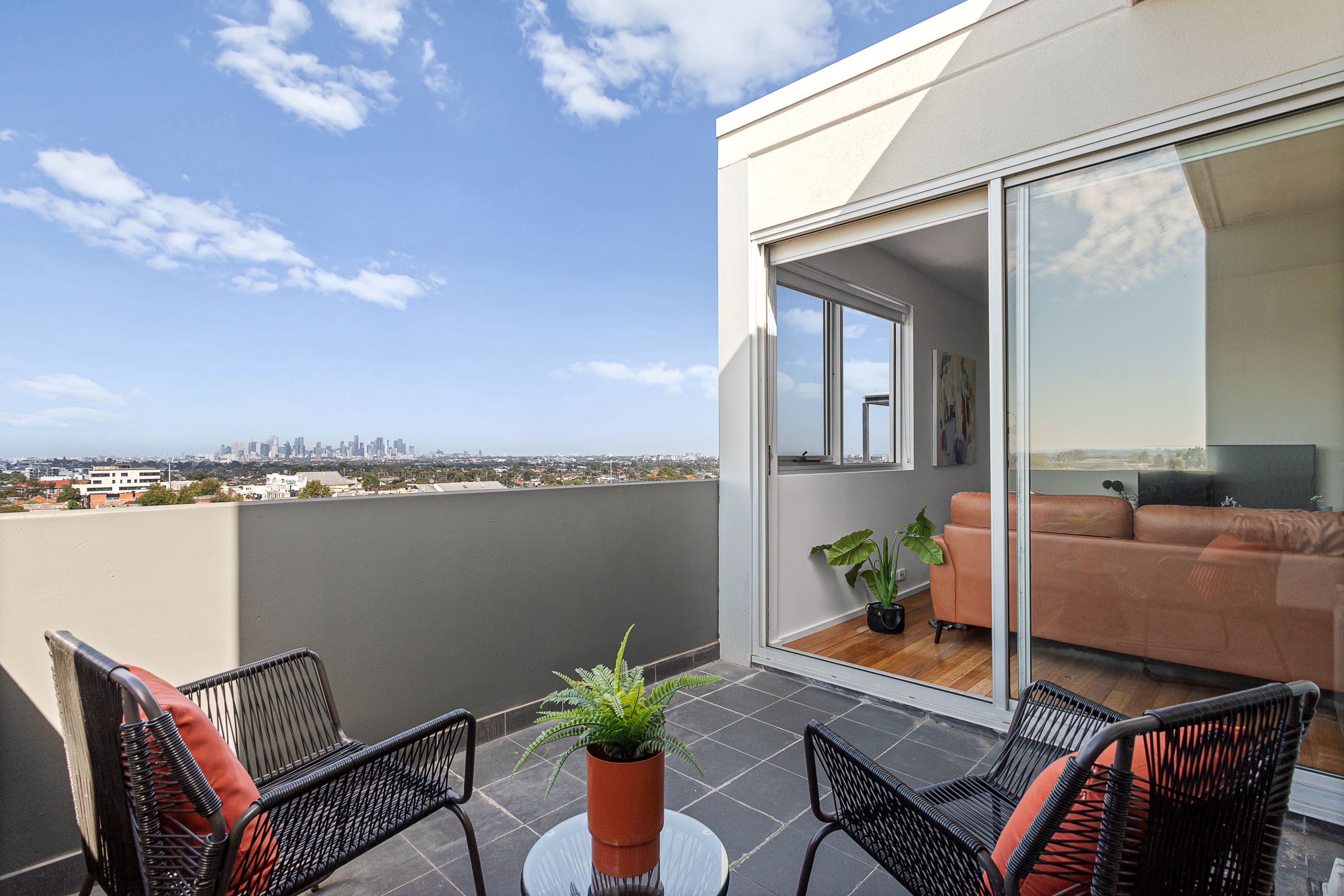2 Plenty Road, Preston VIC 3072