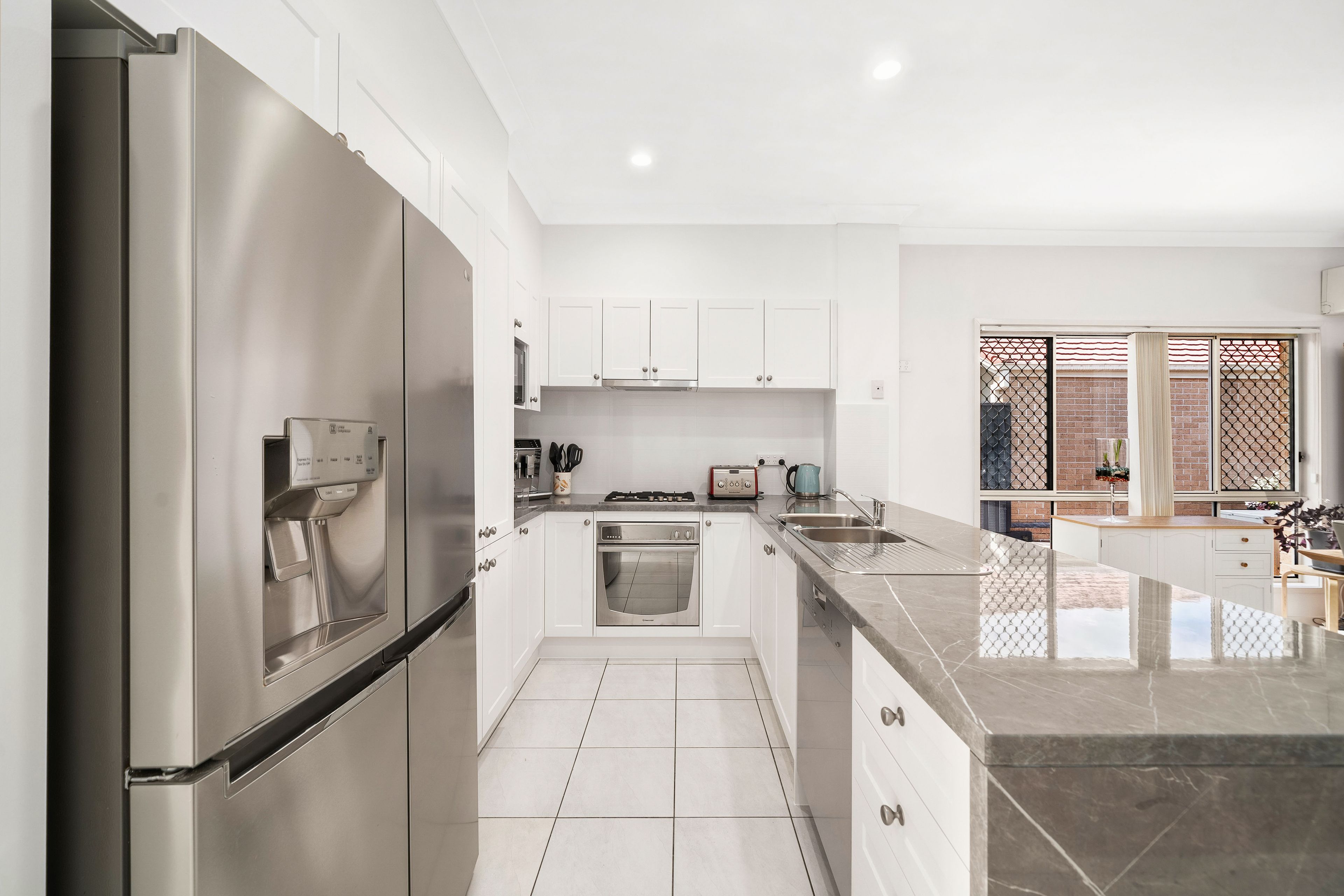 18 Clarence Street, Murrumba Downs, QLD 4503