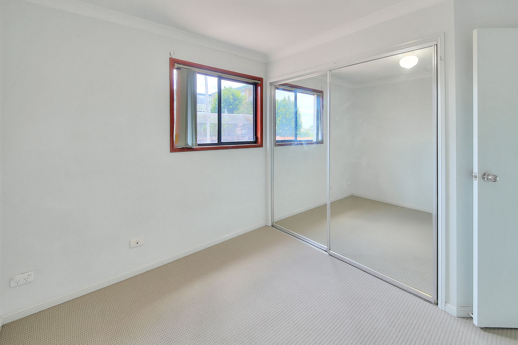 29/56 Rise Street — photo 9 of 12
