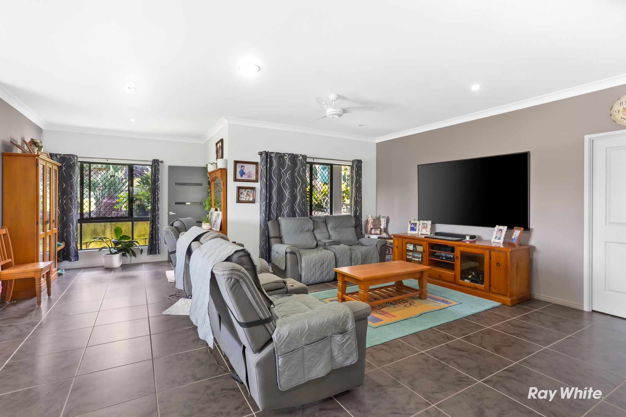 26 Kevin Drive — photo 4 of 22