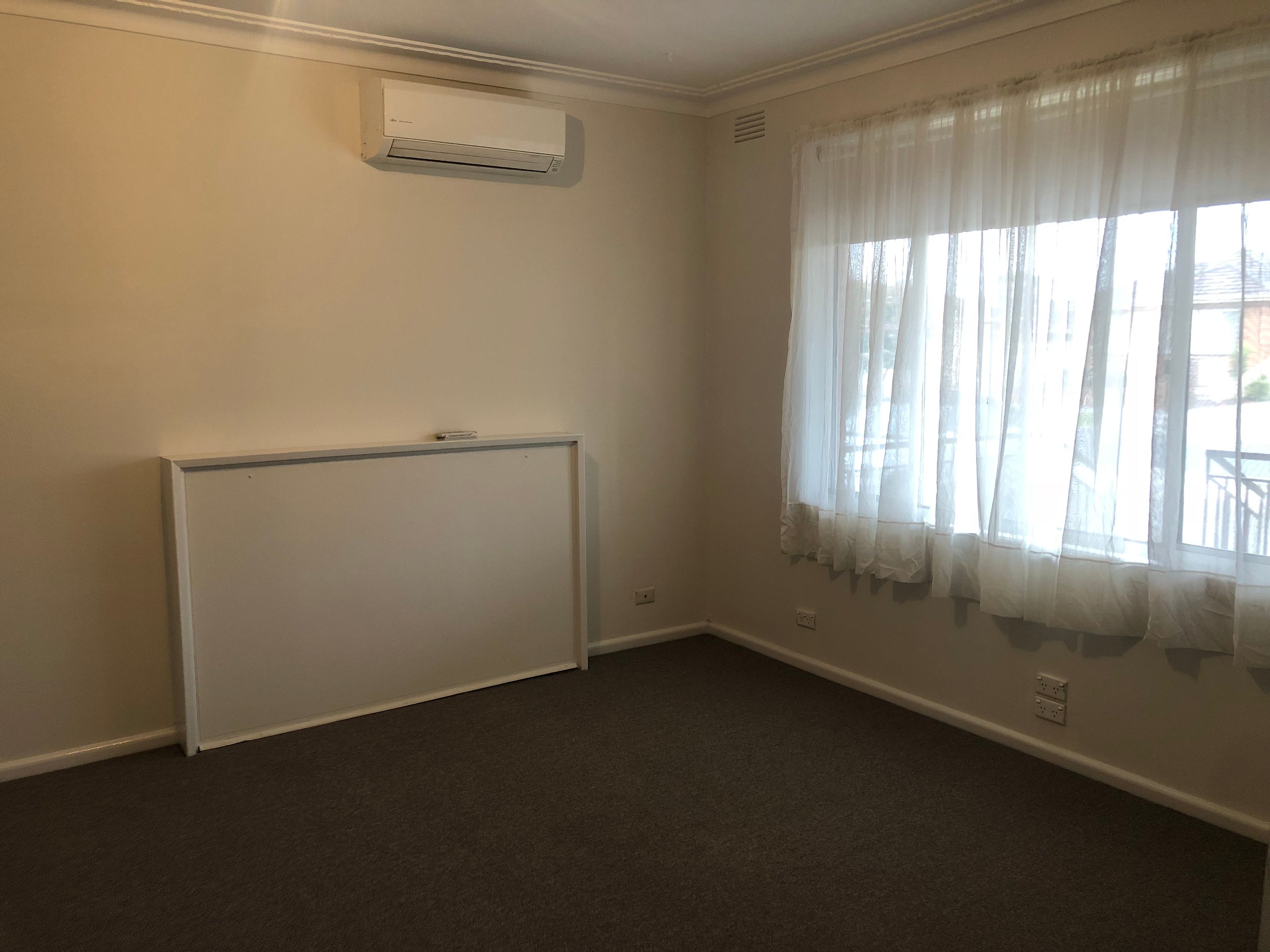 63 Curtain Avenue, Lalor, VIC 3075