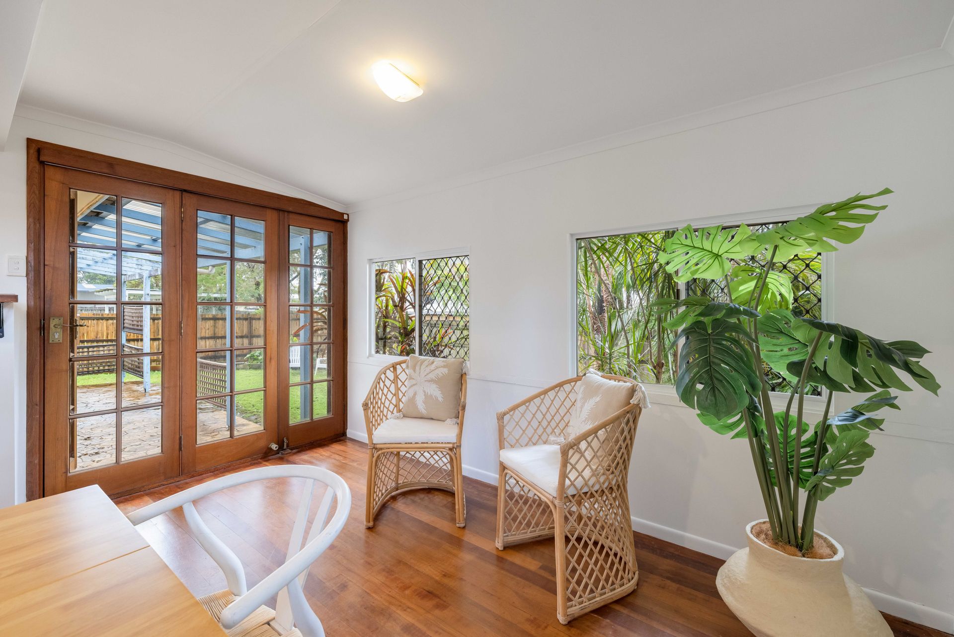 8 Easton Street — photo 5 of 18