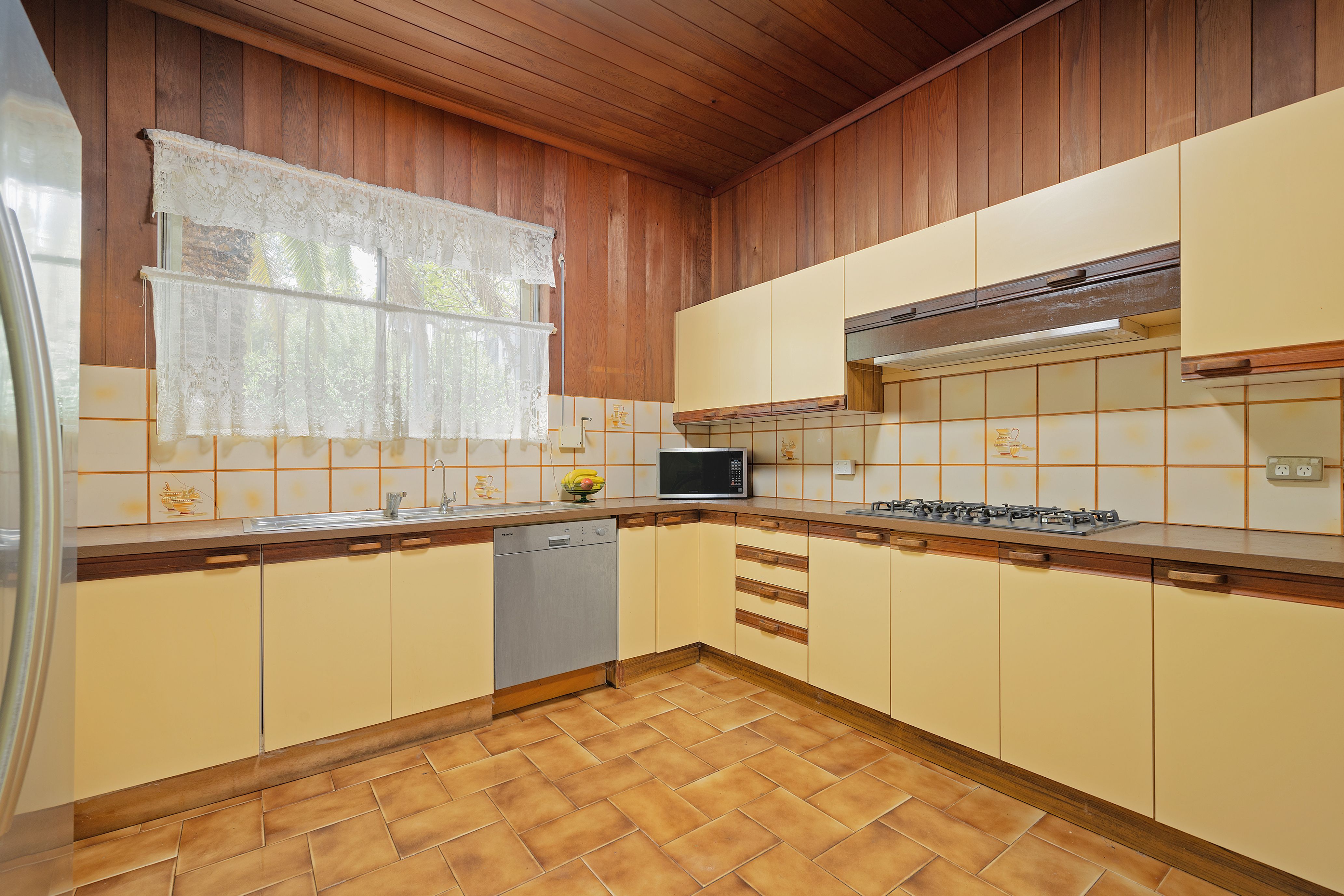 161 Archer Street — photo 9 of 12