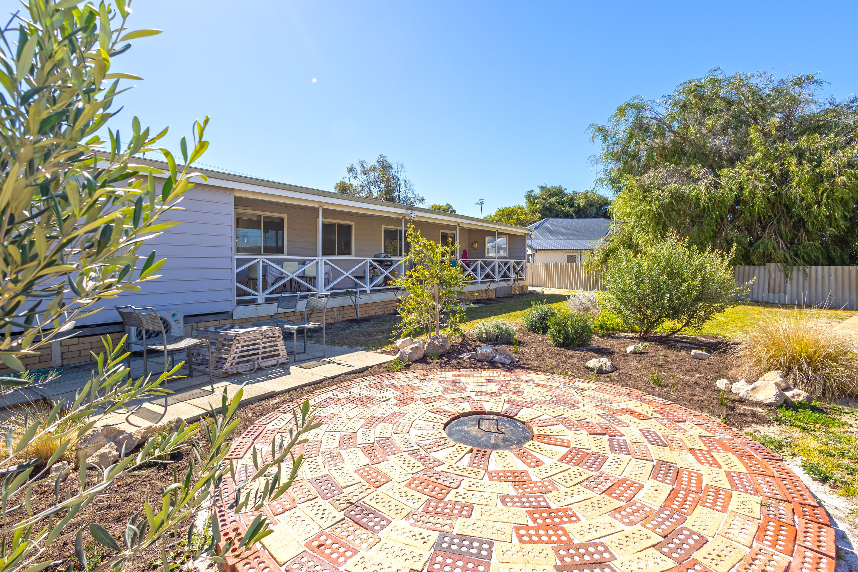 5 Lindsay Street, Jurien Bay, WA 6516