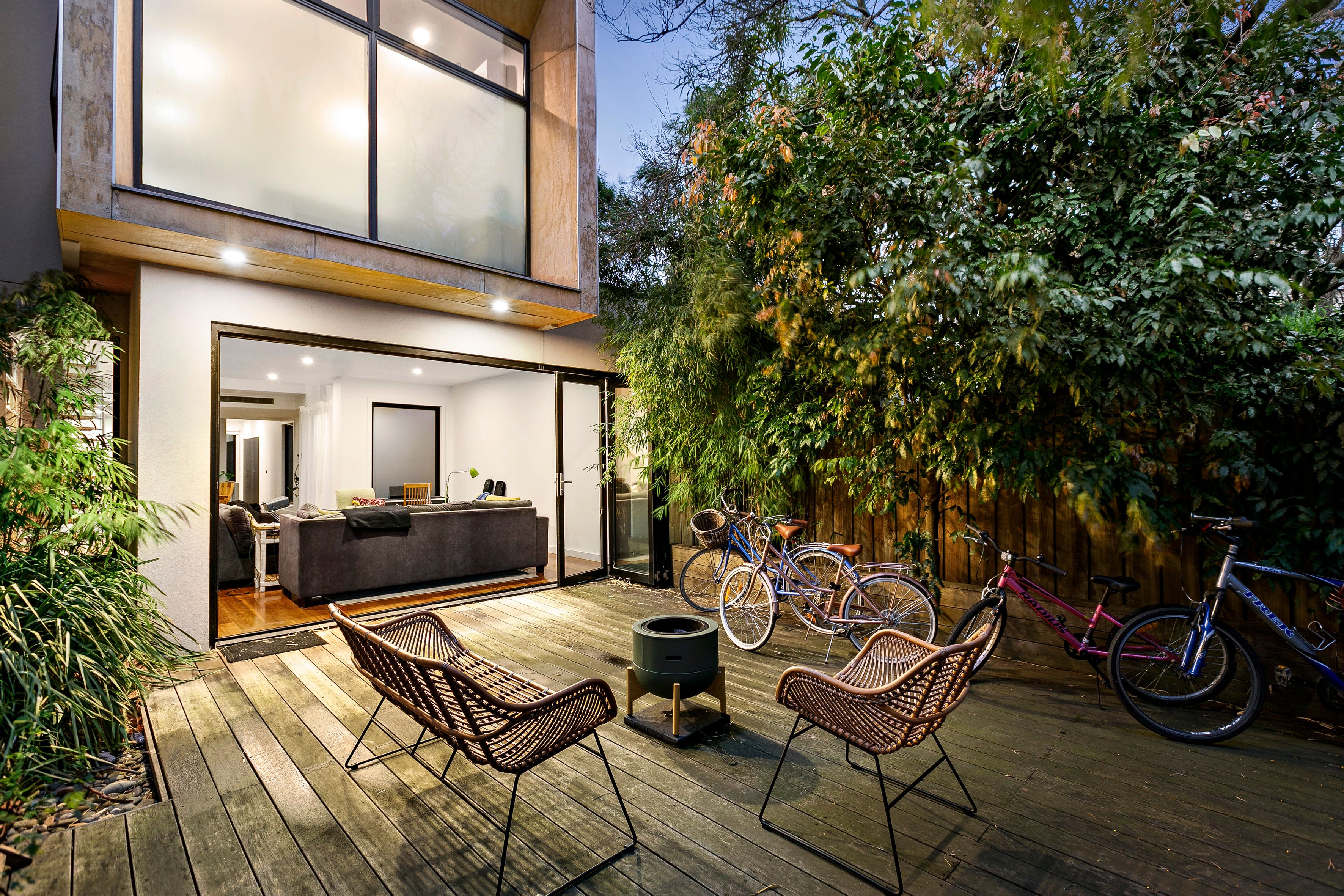 229 Blyth Street — photo 12 of 12