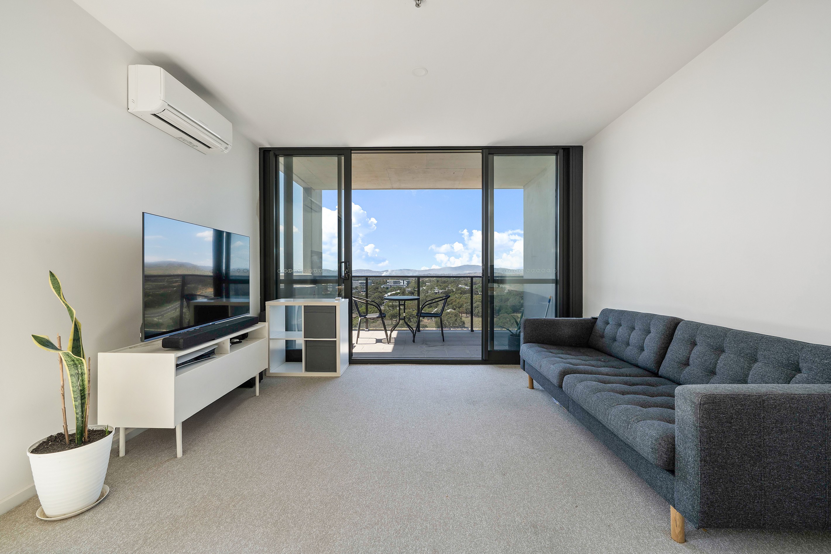 2211/120 Eastern Valley Way, Belconnen, ACT 2617