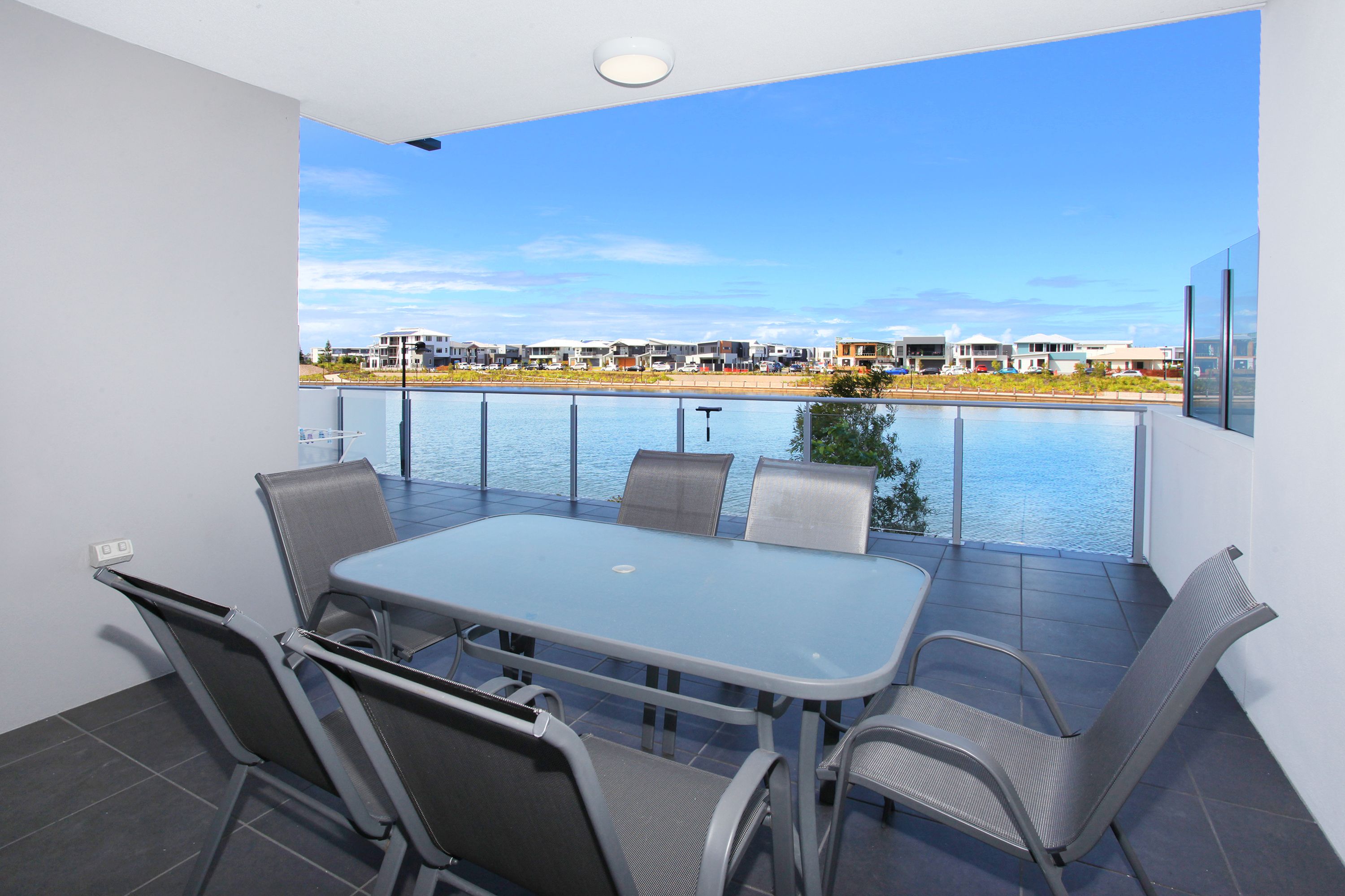 2/12 Bright Place, Birtinya, QLD 4575