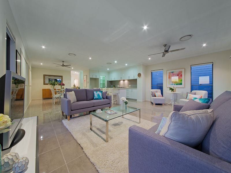 21 Newman Avenue, Camp Hill, QLD 4152