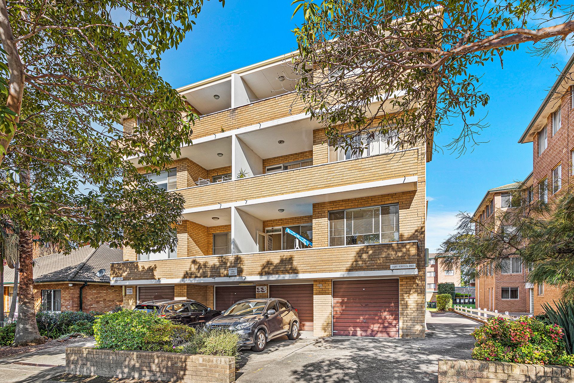 33 Baxter Avenue, Kogarah NSW 2217