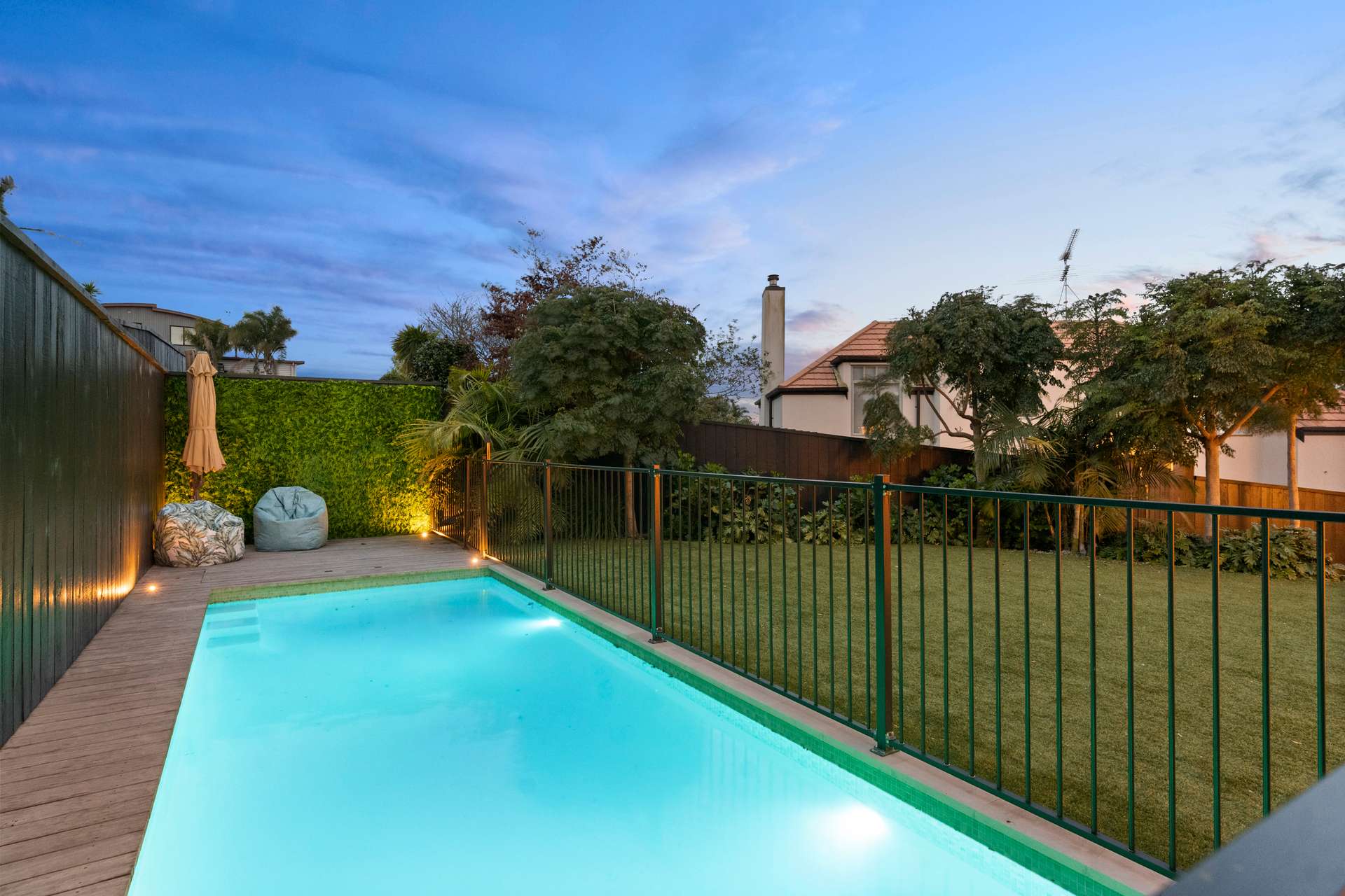 43 Rawhitiroa Road photo 8