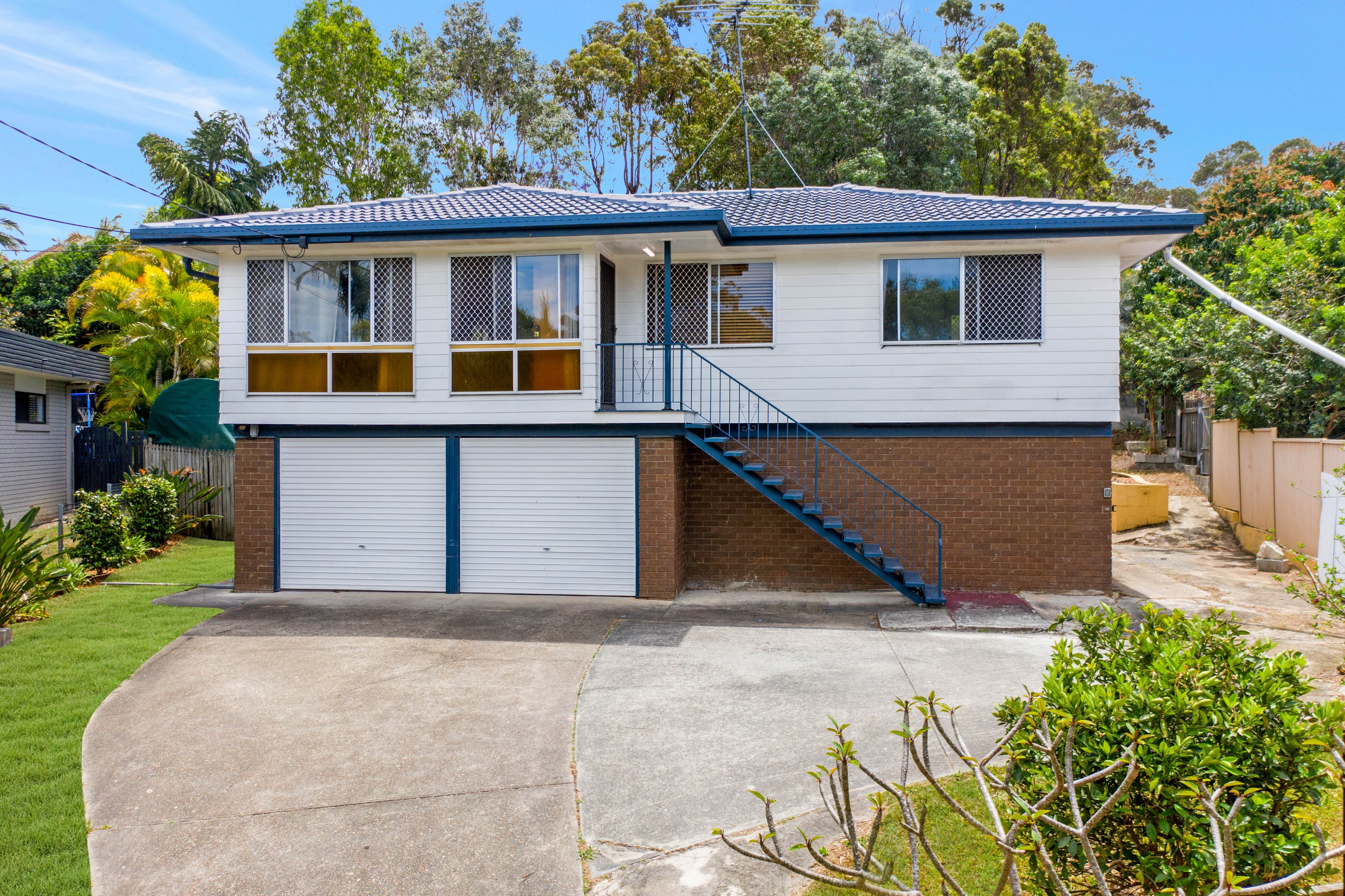 11 Juanita Grove, Springwood, QLD 4127