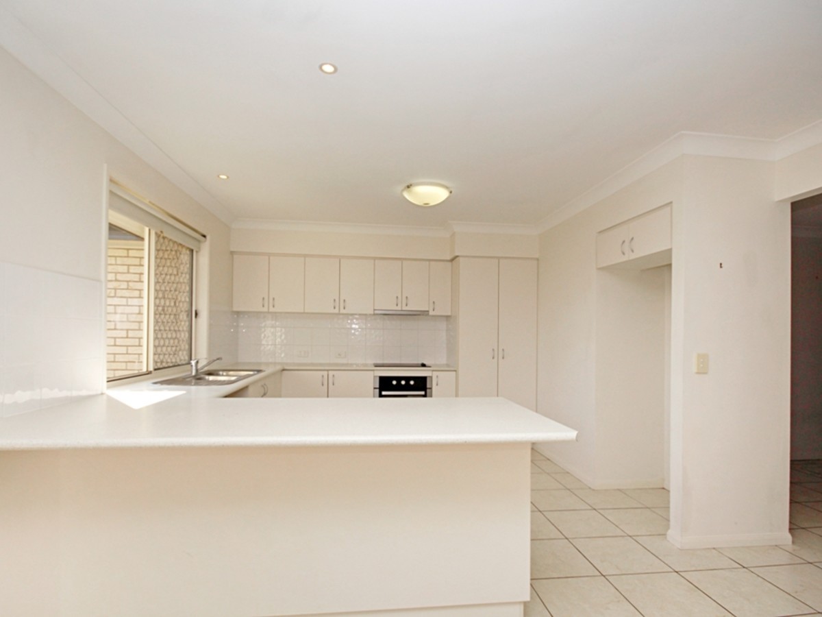 17A Lagoona Court, Churchill, QLD 4305