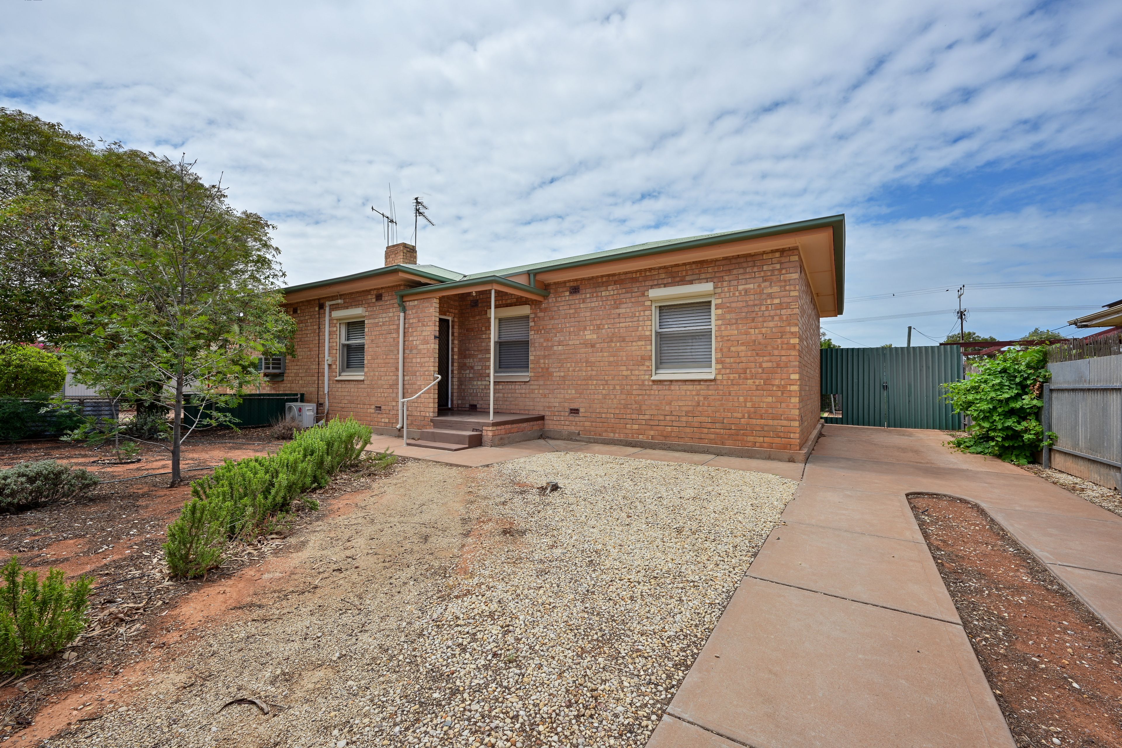 20 Aikman Crescent, Whyalla Norrie, SA 5608