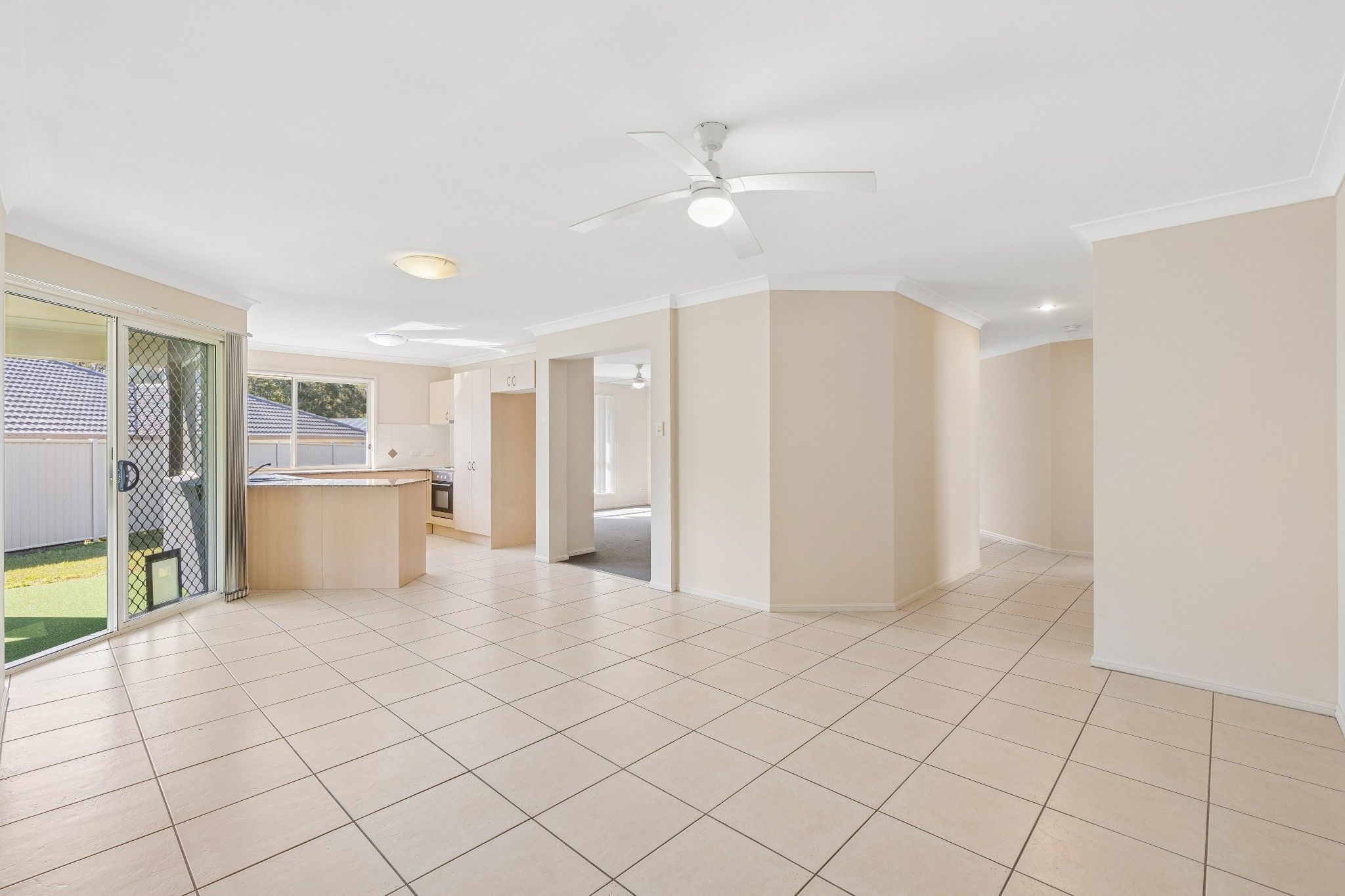 6 Greenway Place — photo 4 of 30