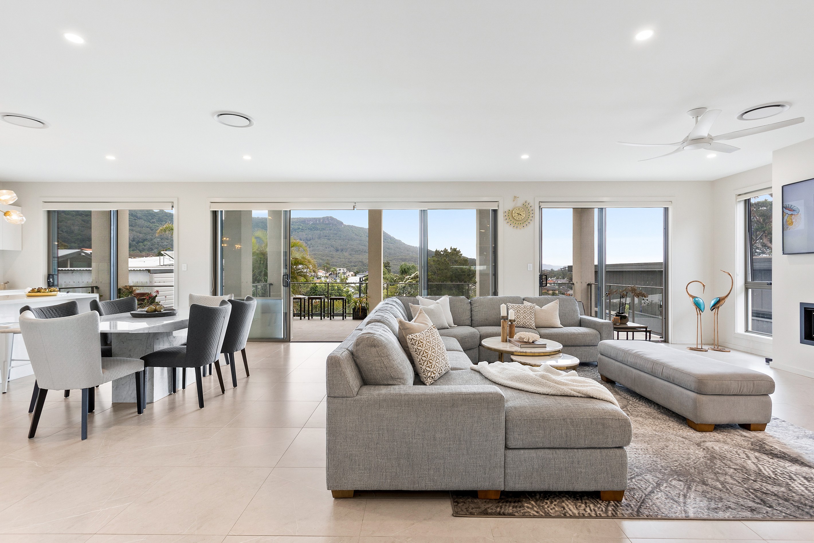 14 New Mount Pleasant Road, Balgownie, NSW 2519