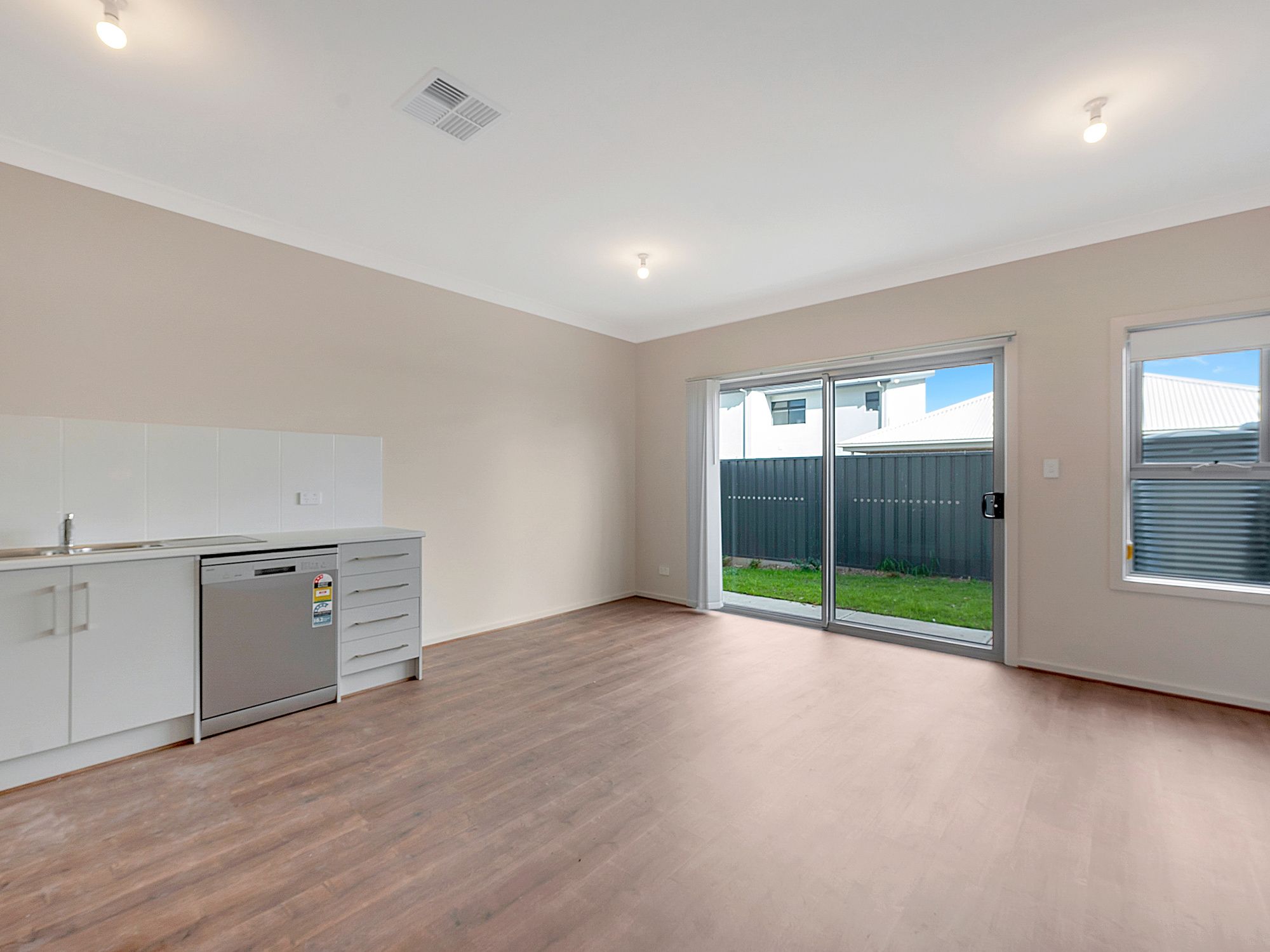 5 Wyong Crescent, Andrews Farm, SA 5114