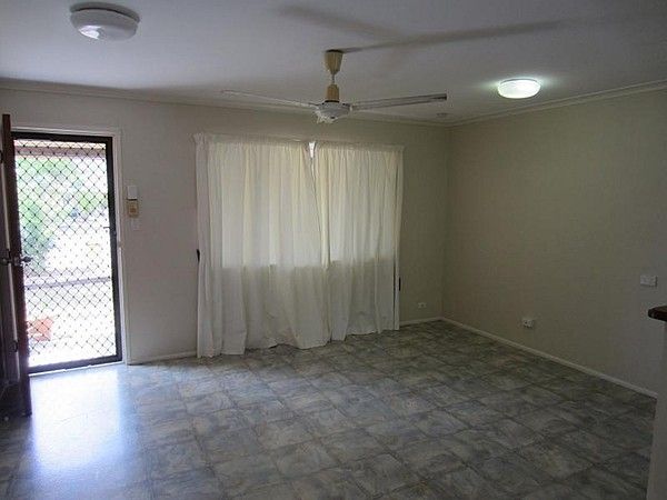 2 Blee Court — photo 3 of 5