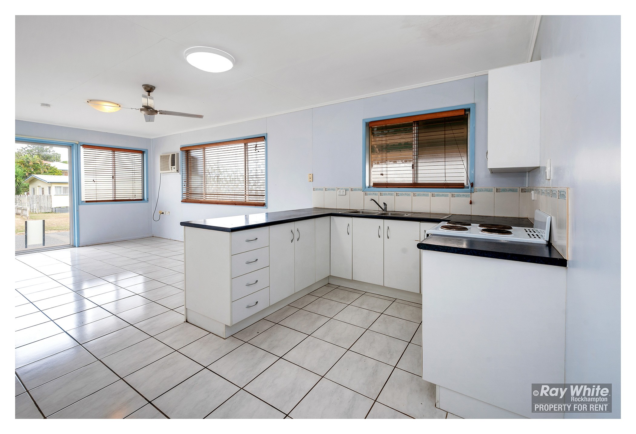2/203 Houlihan Street, Frenchville, QLD 4701