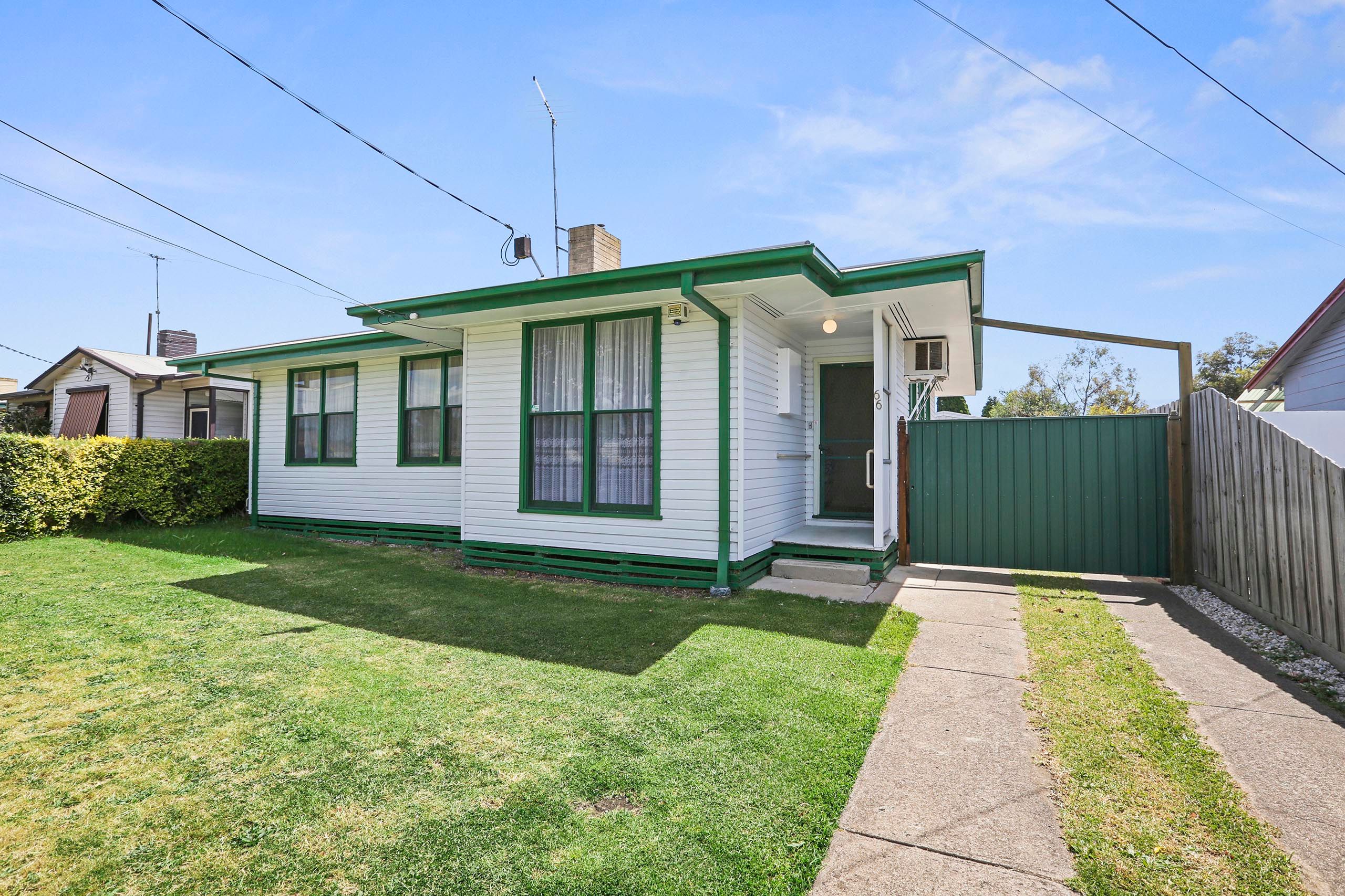 66 Swallow Crescent, Norlane VIC 3214