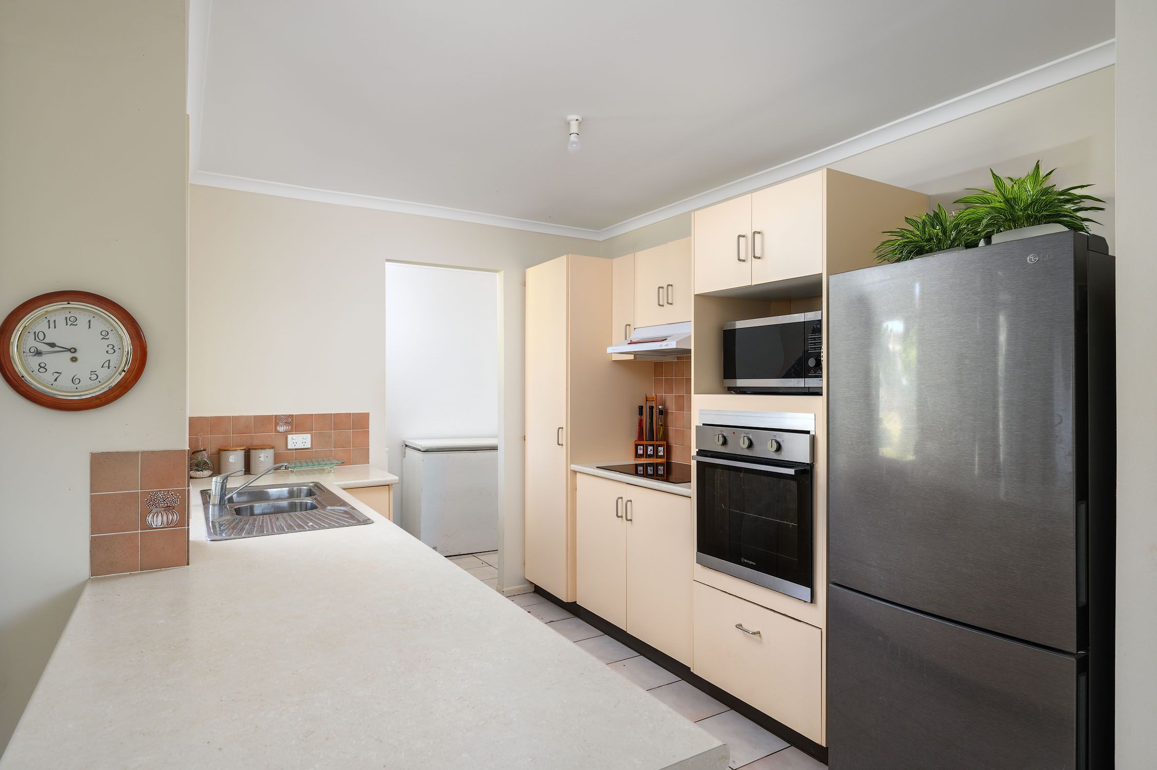 13 Fossickers Court, Southside, QLD 4570