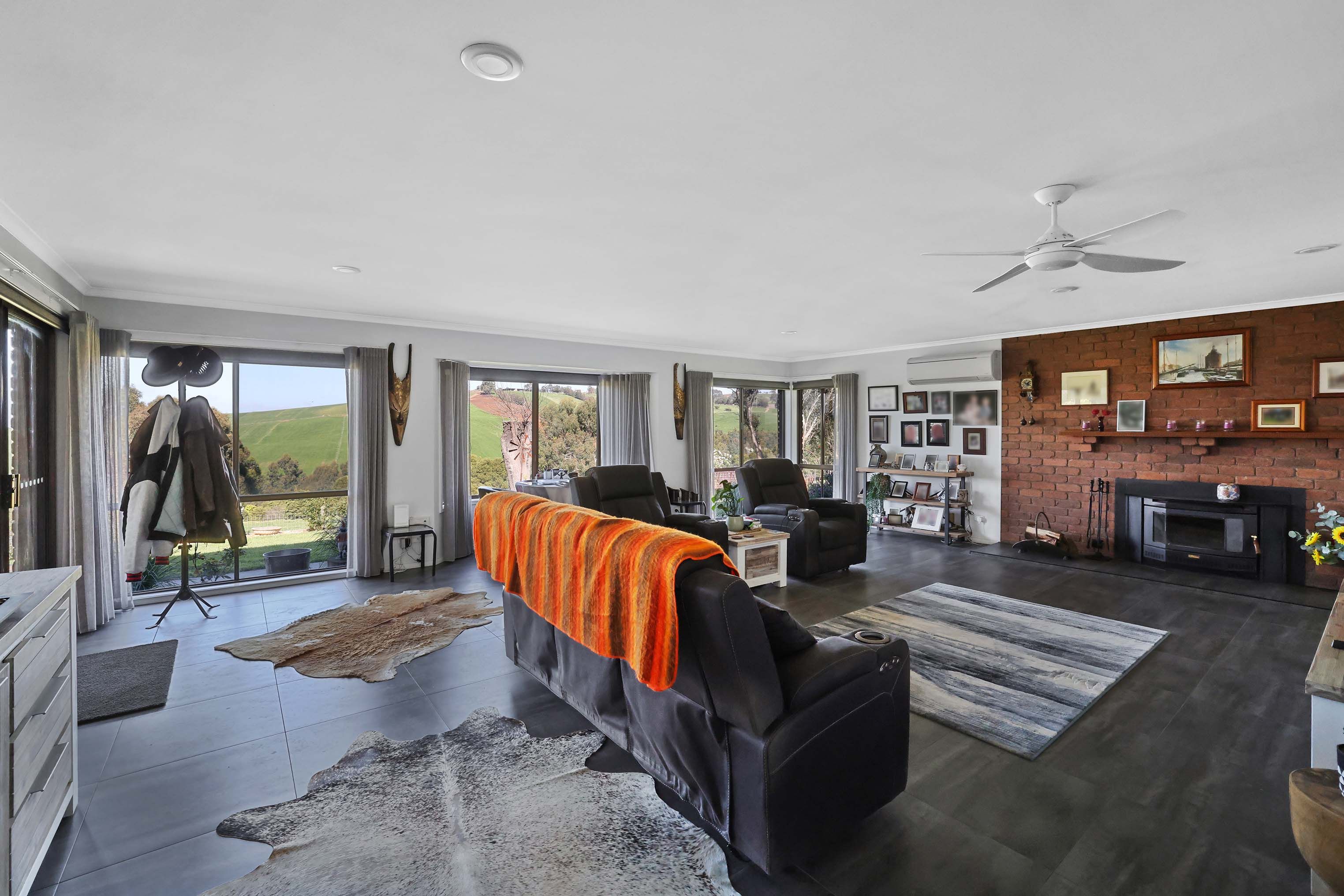 550 Wild Dog Valley Road — photo 7 of 22