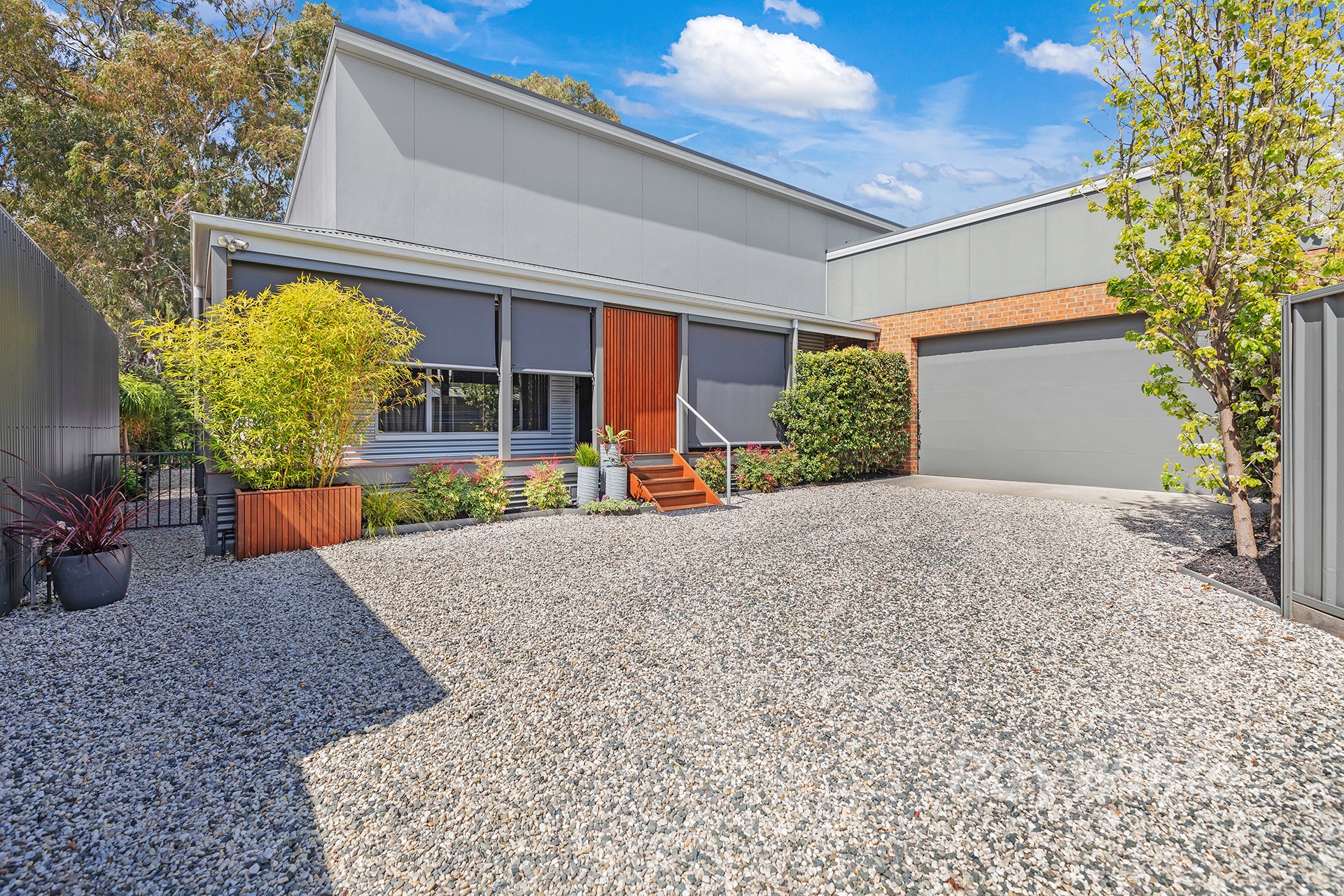 2/123 Mackay Street, Rochester, VIC 3561