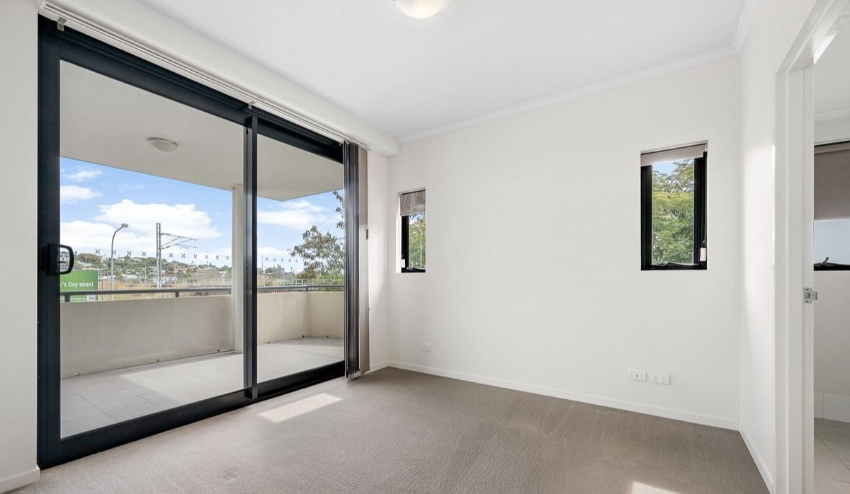 218/75 Central Lane — photo 4 of 12
