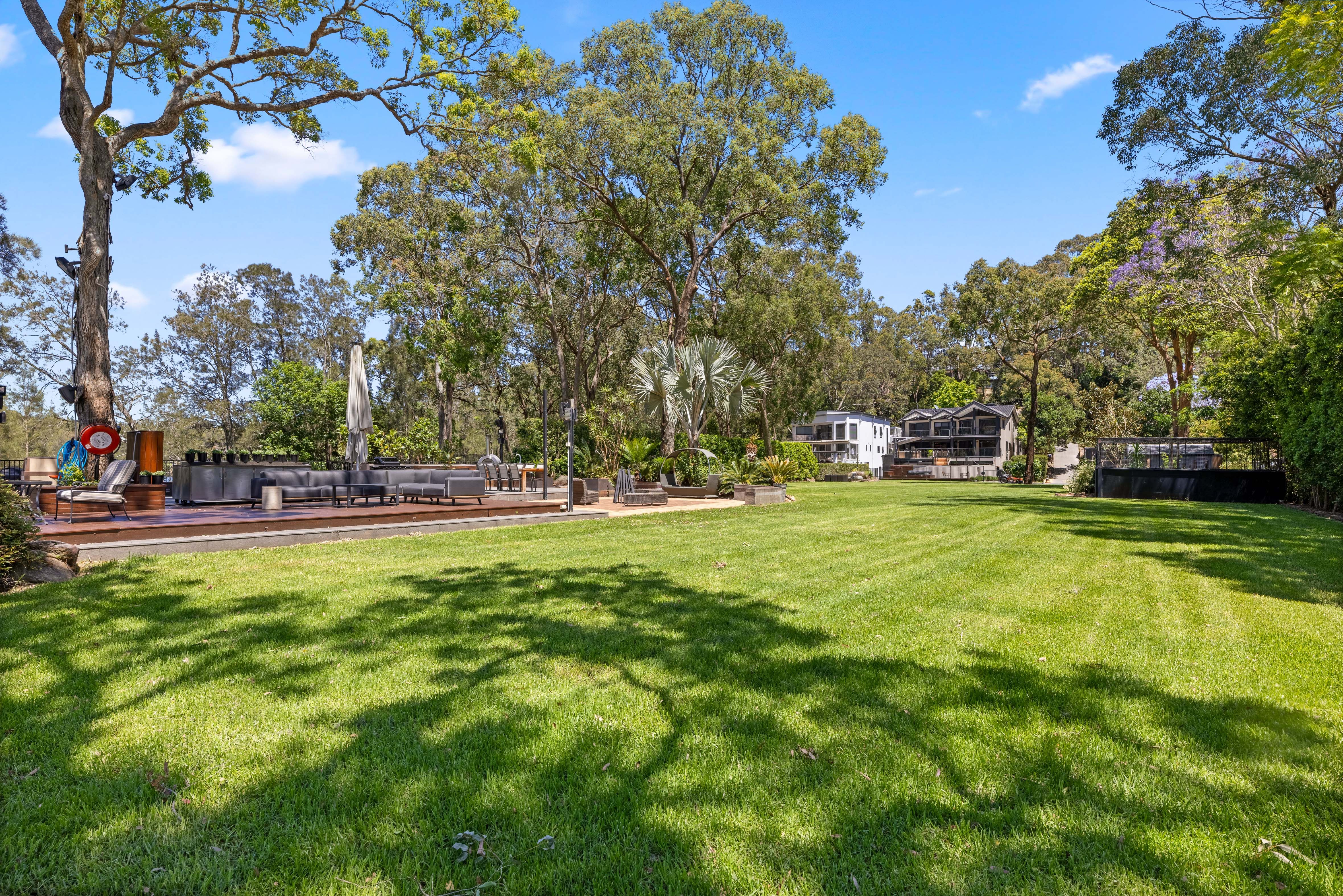 56 St George Crescent — photo 18 of 30