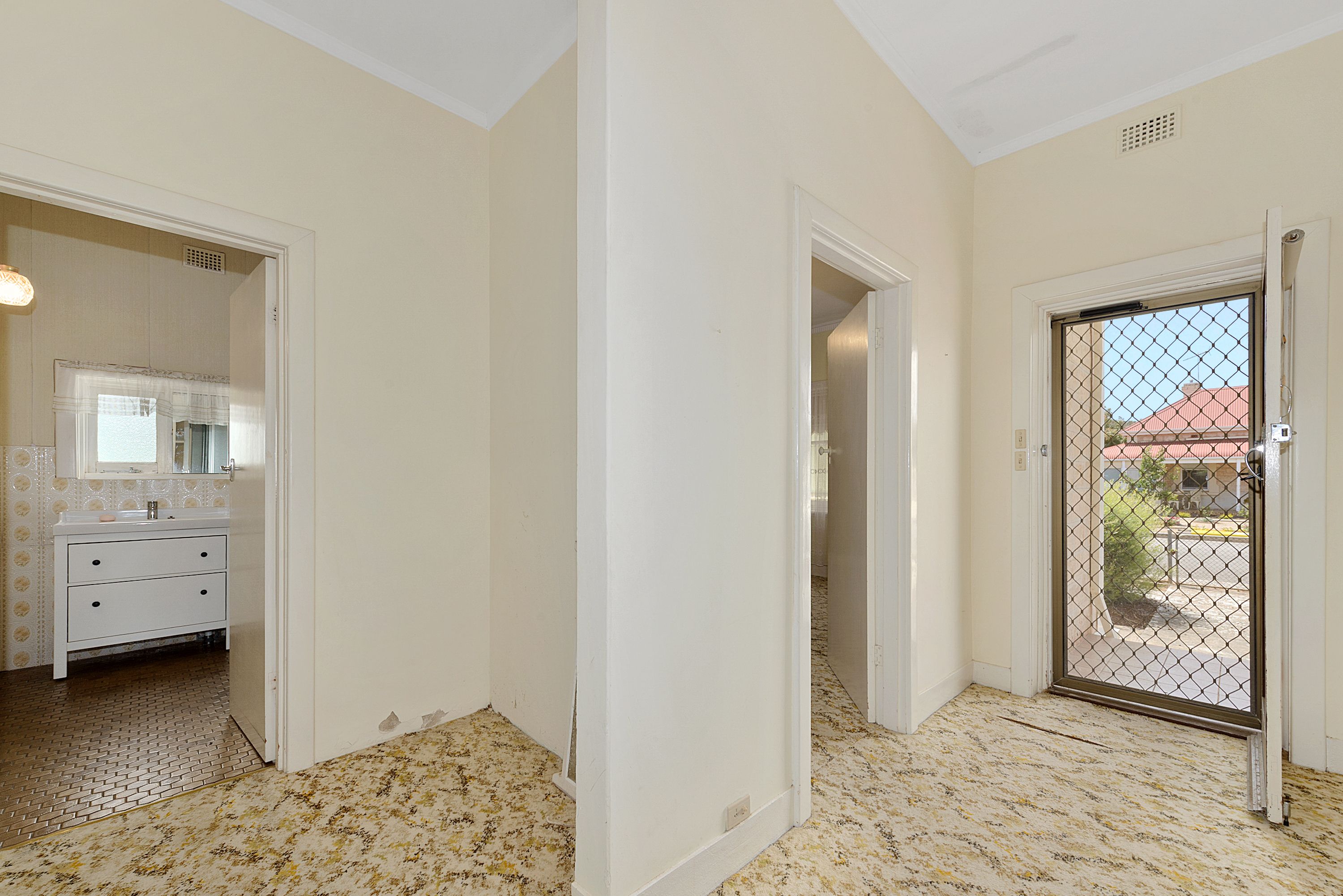 1 Young Street, Yorketown, SA 5576