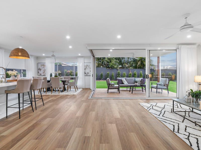 80 Woodlark Crescent, Parkinson, QLD 4115