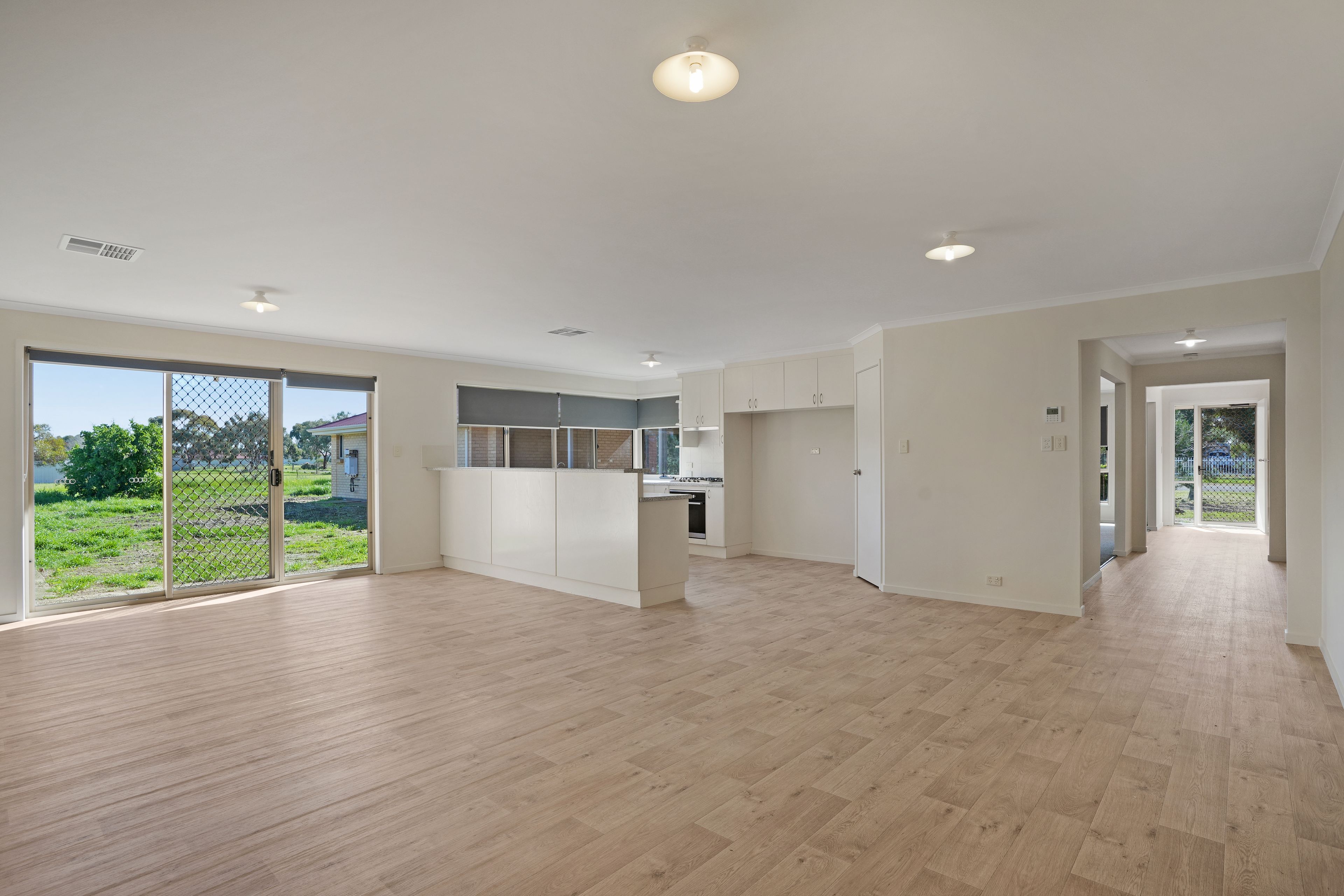 6 Sevastine Court — photo 8 of 22