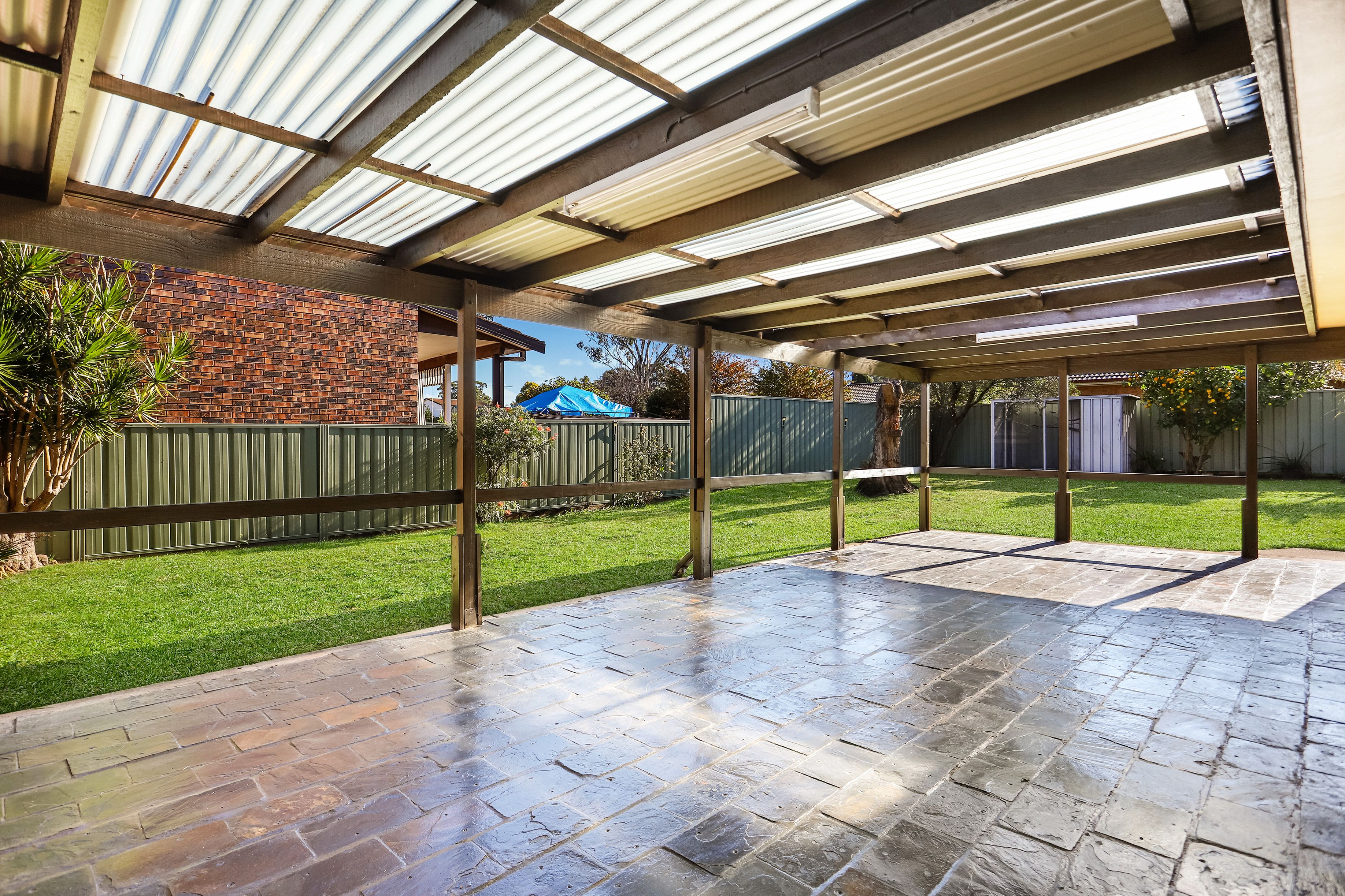 33 Banks Drive, St Clair, NSW 2759