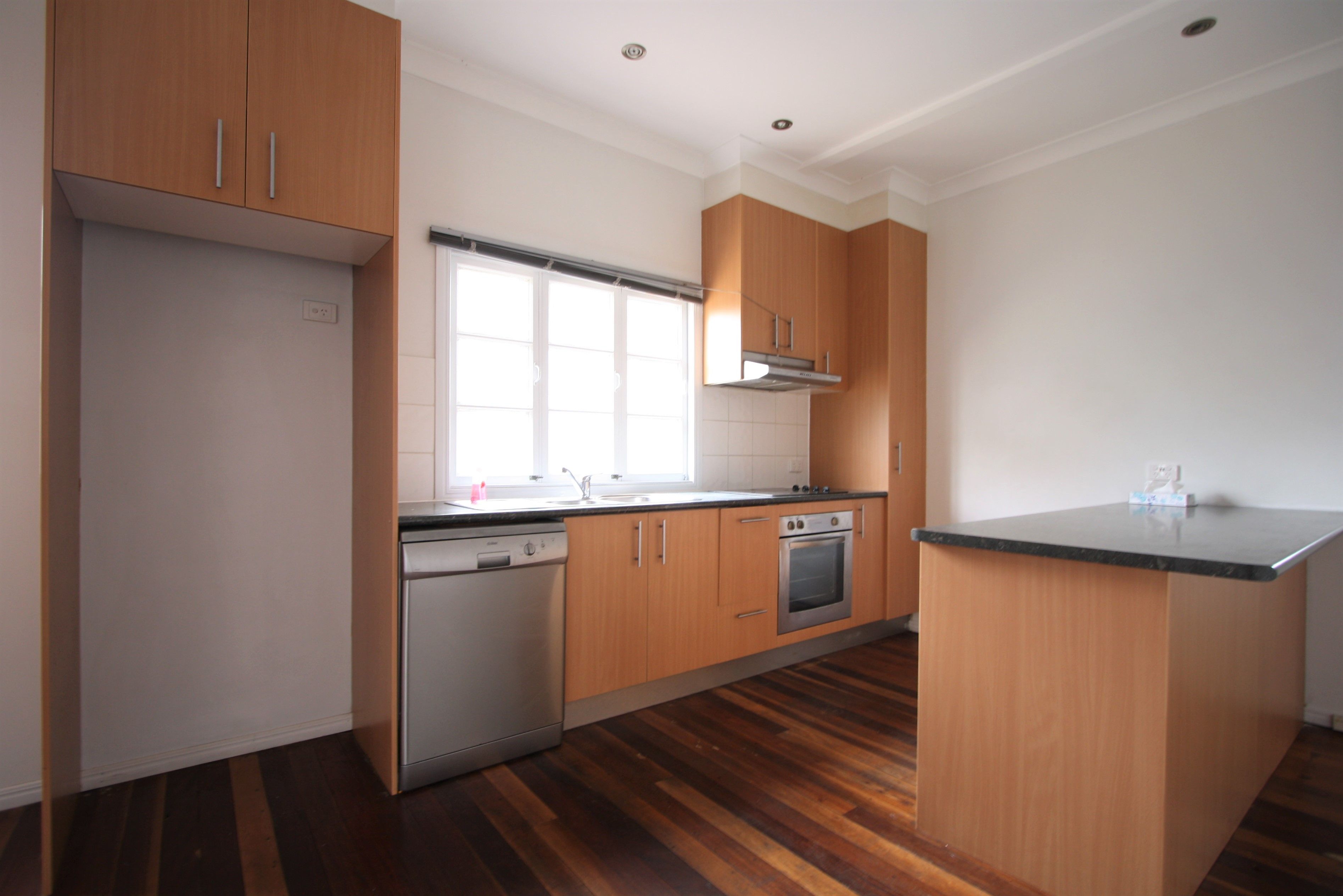 80 Broadwater Road, Mount Gravatt East, QLD 4122