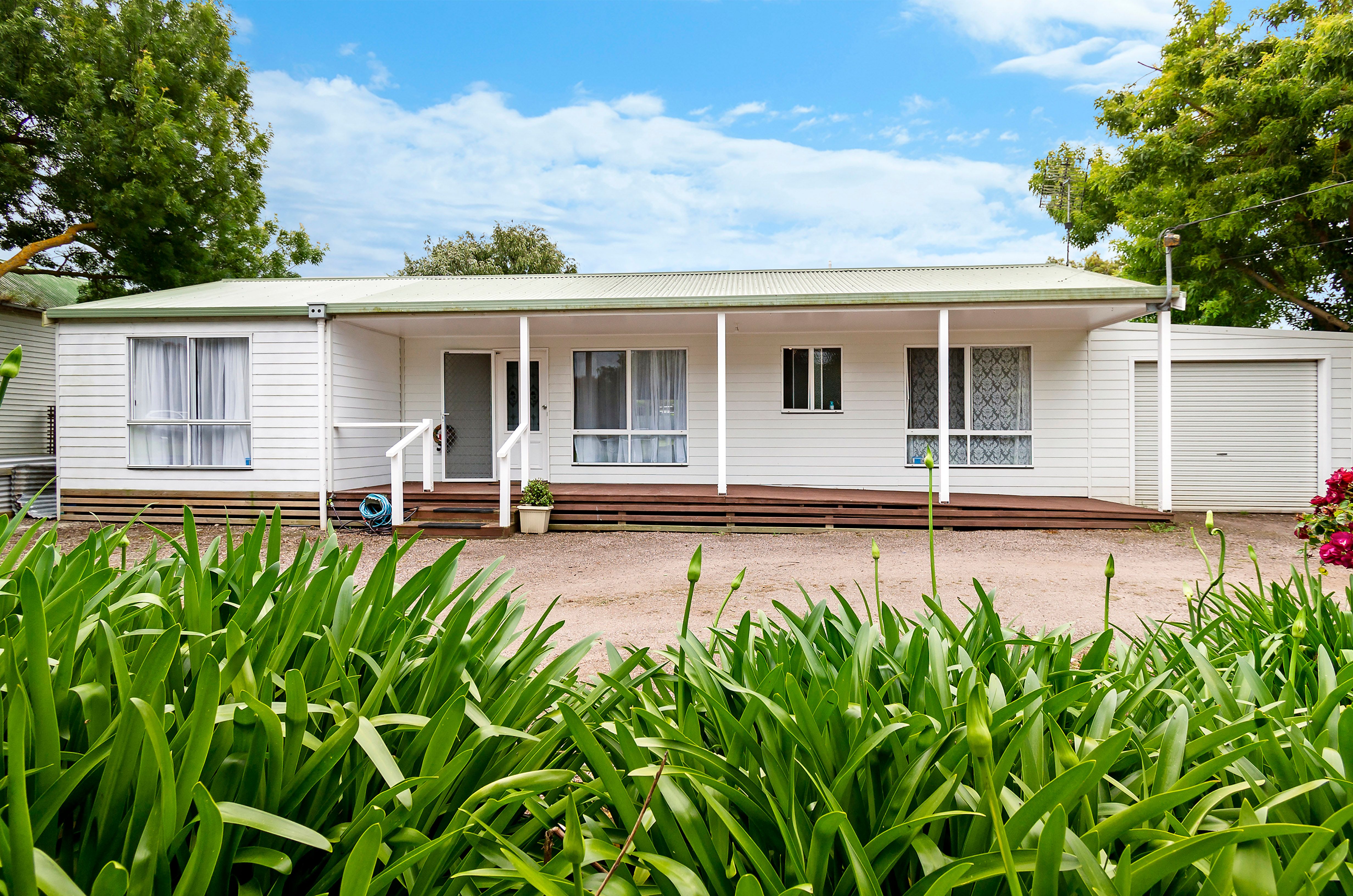 88 Kerr Street, Mortlake, VIC 3272 Sold House Ray White Warrnambool