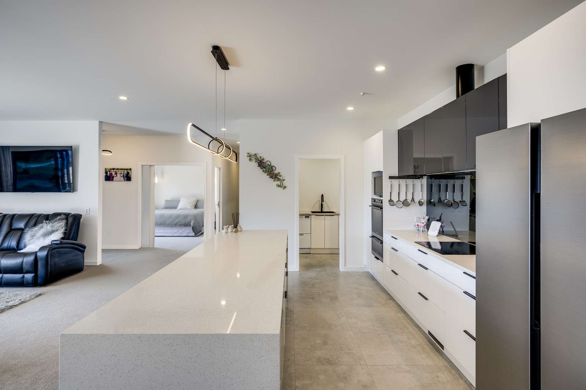 91 Oak Road photo 8